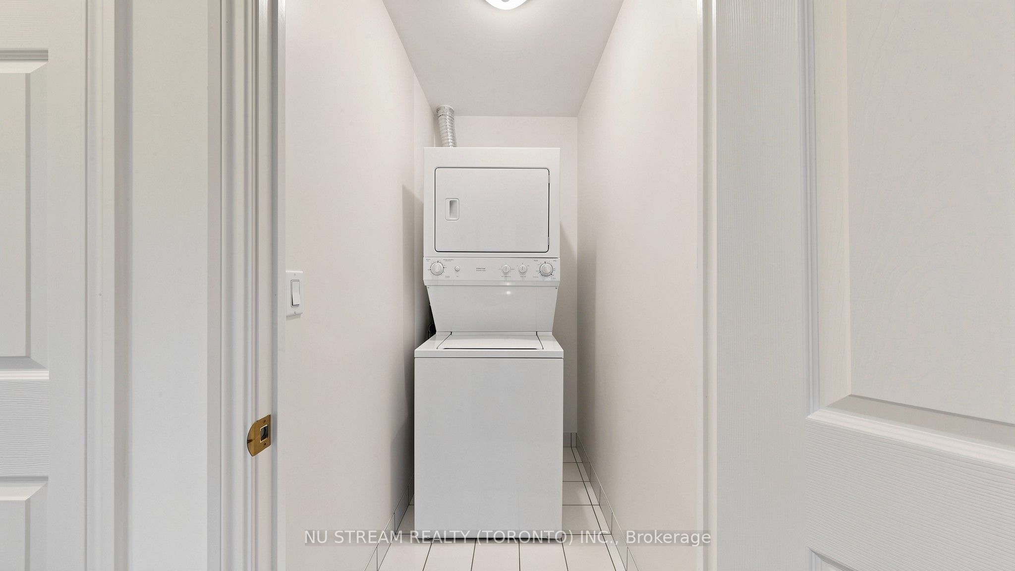 761 Bay Street 3101 Property Photo 19