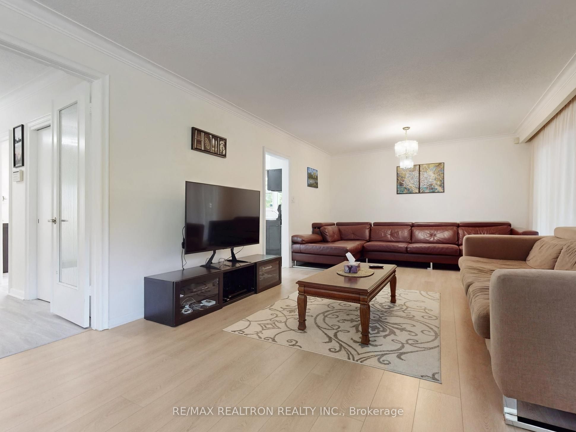 46 Palomino Crescent Property Photo 3