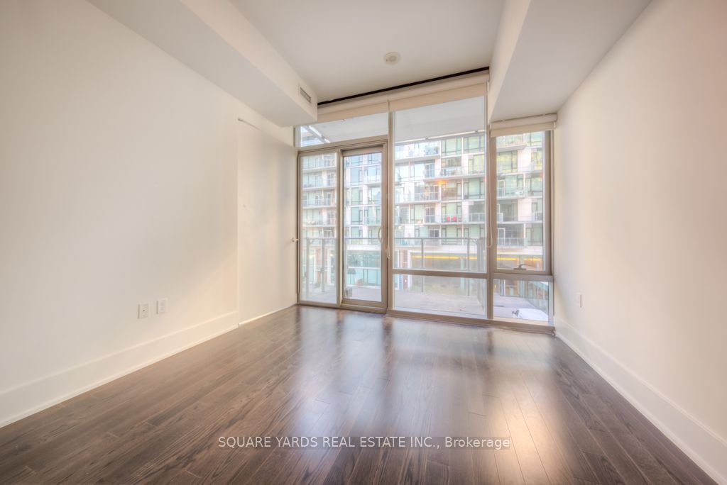 39 Queens Quay E 302 Property Photo 8