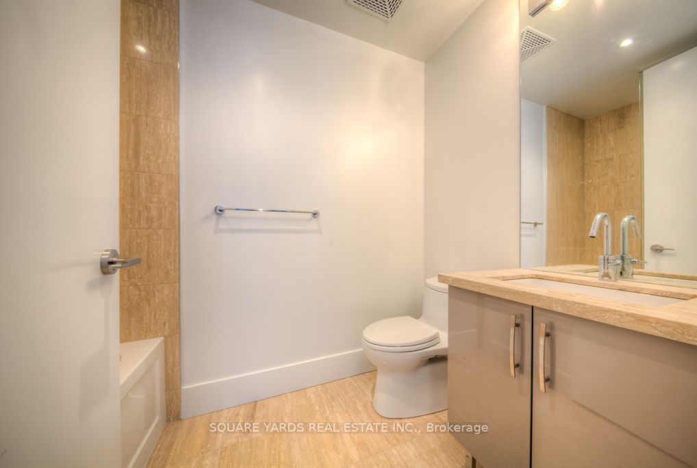 39 Queens Quay E 302 Property Photo 10
