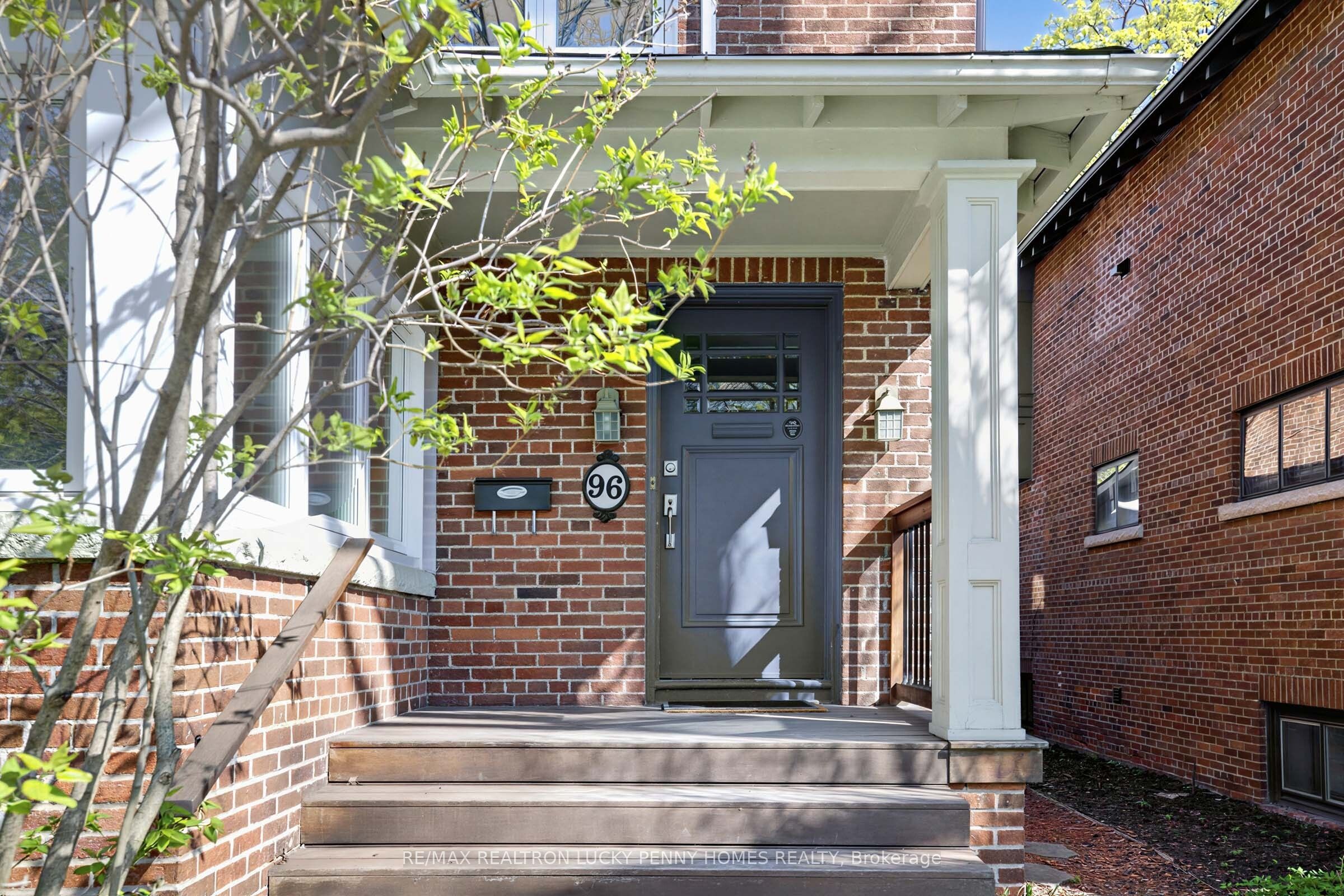 96 Whitehall Road Property Photo 3