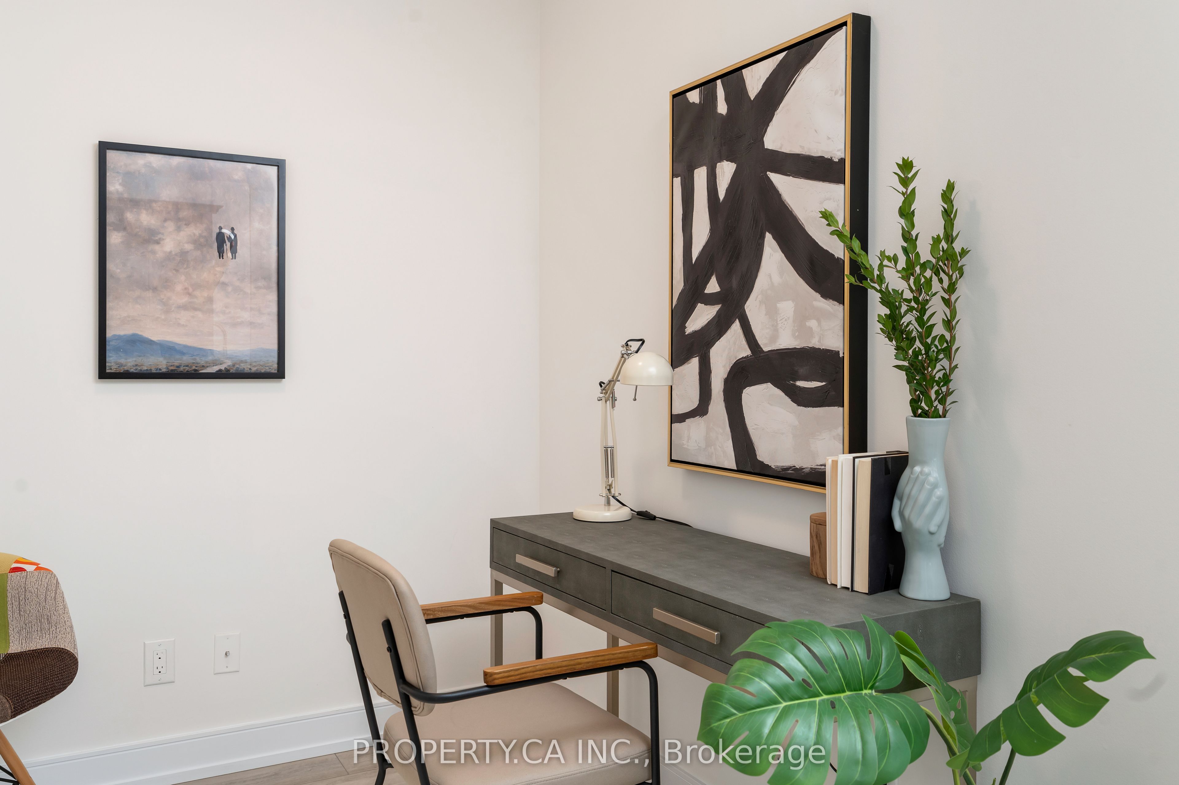 88 Broadway Avenue 1004 Property Photo 15