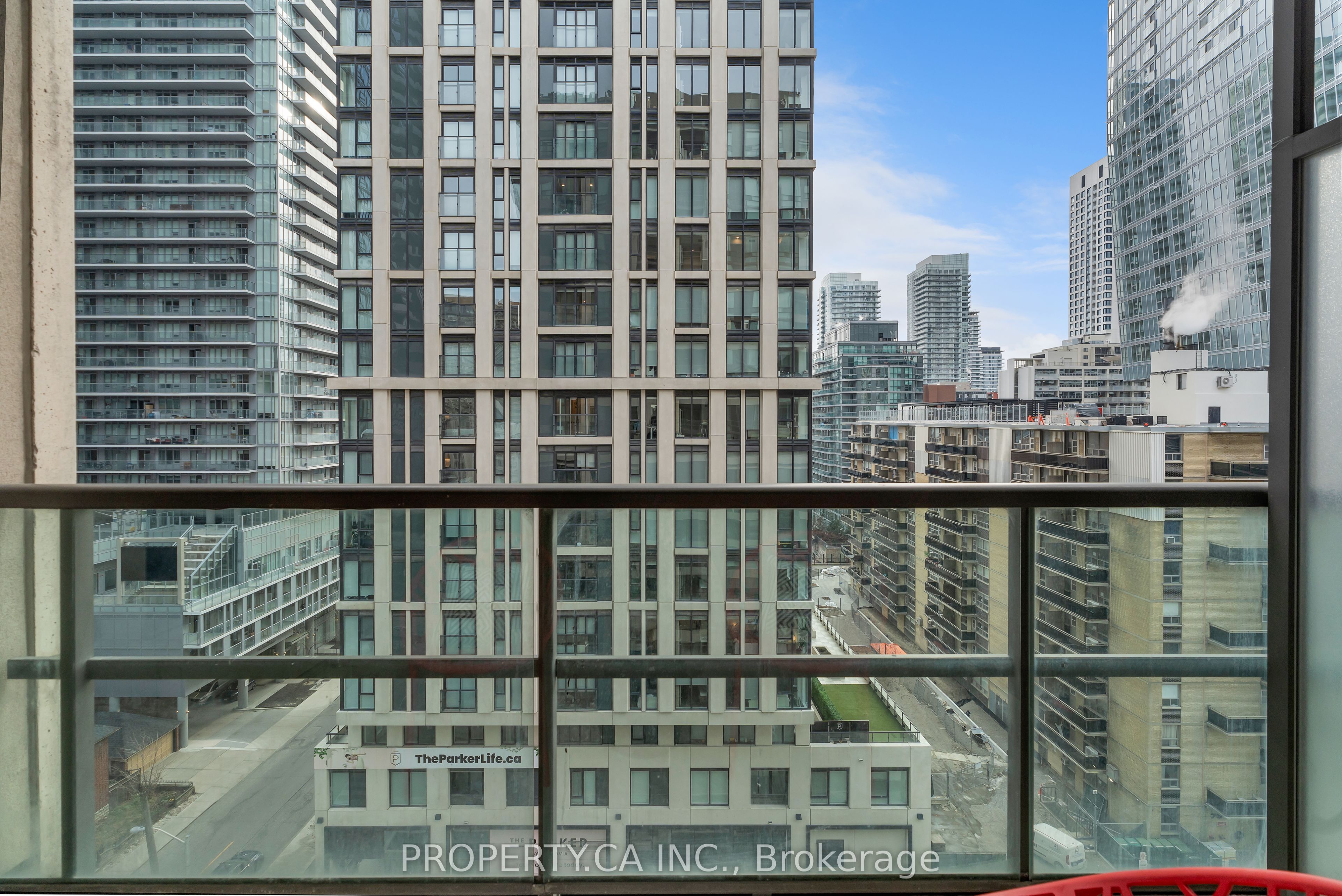88 Broadway Avenue 1004 Property Photo 17