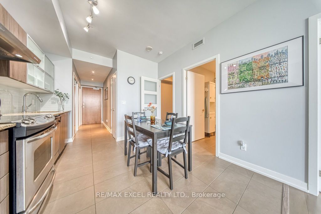 170 Fort York Boulevard 1301 Property Photo 8
