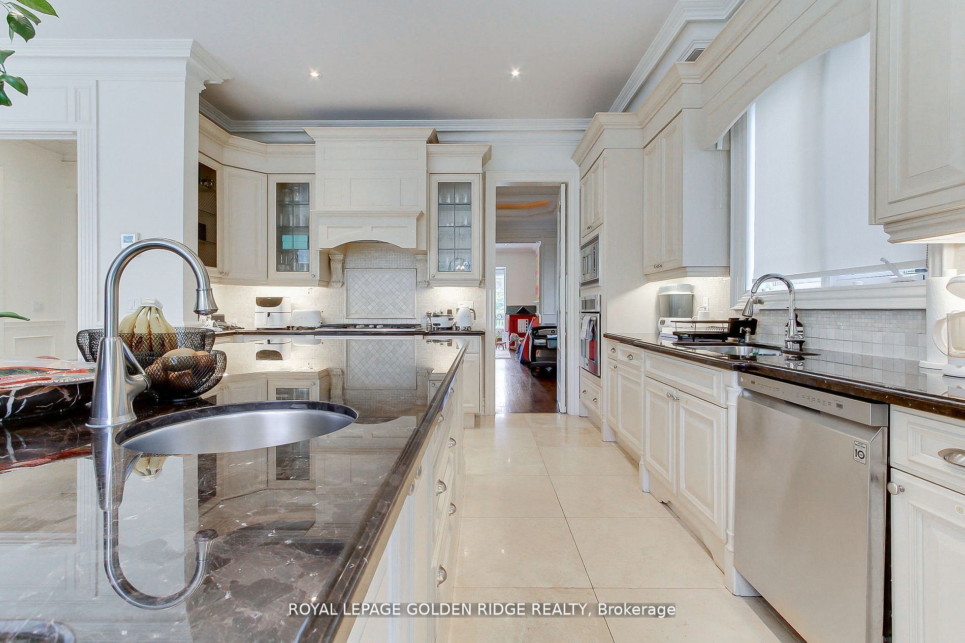 99 Bannockburn Avenue Property Photo 7
