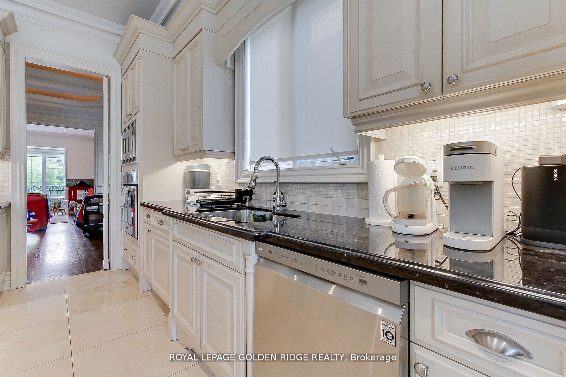 99 Bannockburn Avenue Property Photo 8