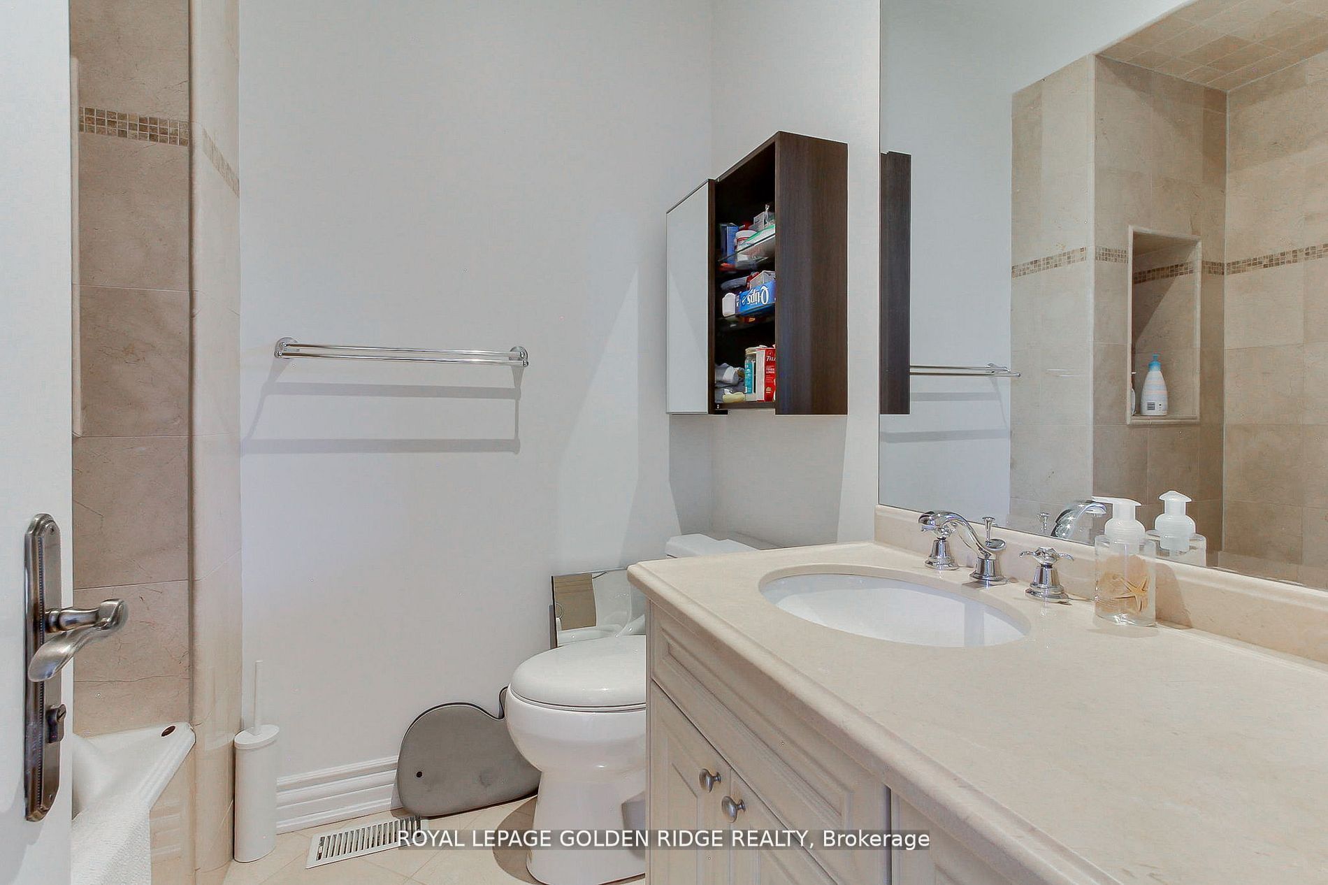 99 Bannockburn Avenue Property Photo 20