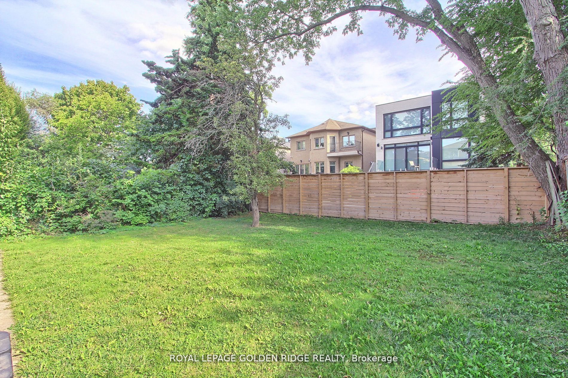 99 Bannockburn Avenue Property Photo 31
