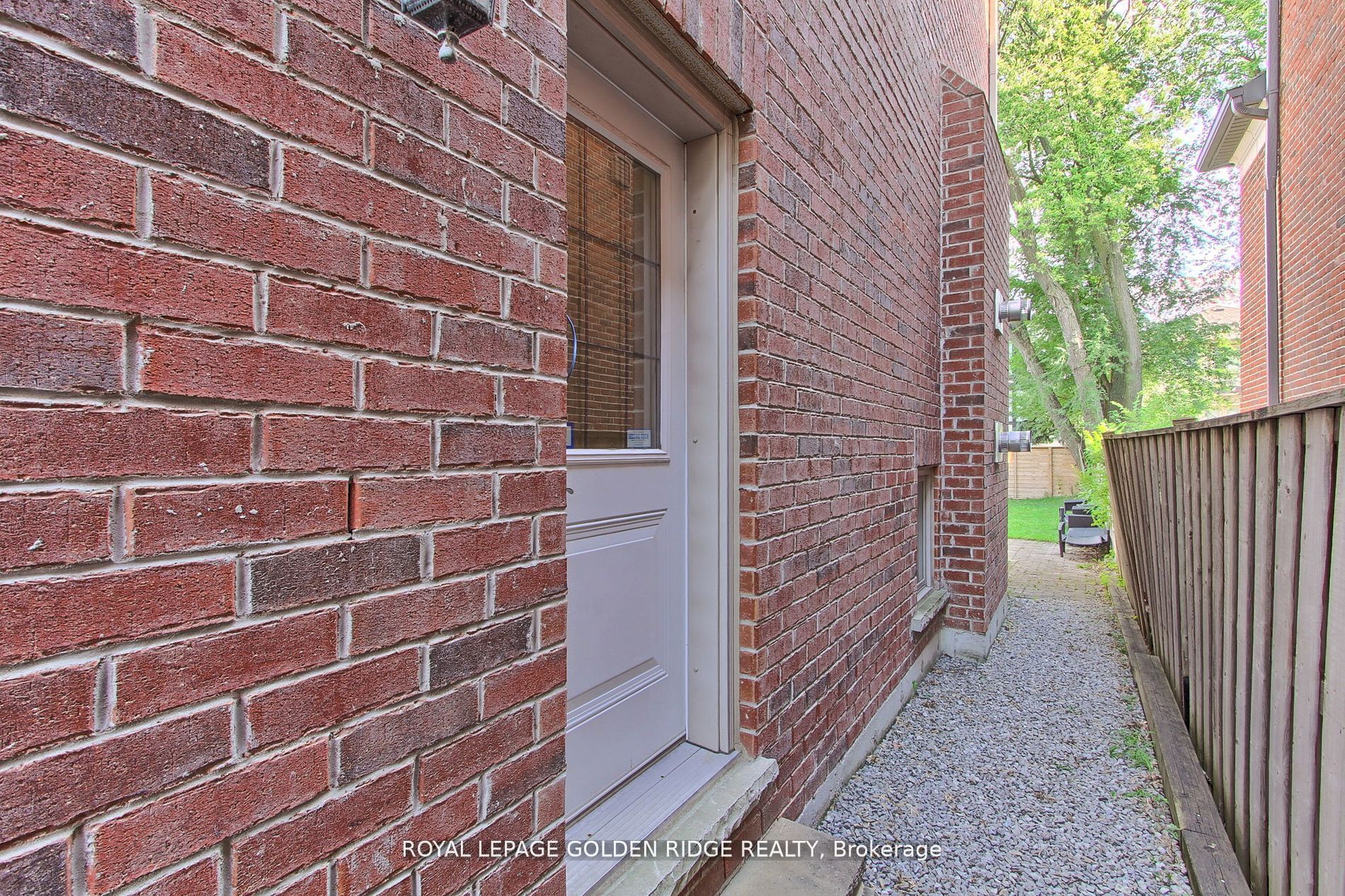 99 Bannockburn Avenue Property Photo 34