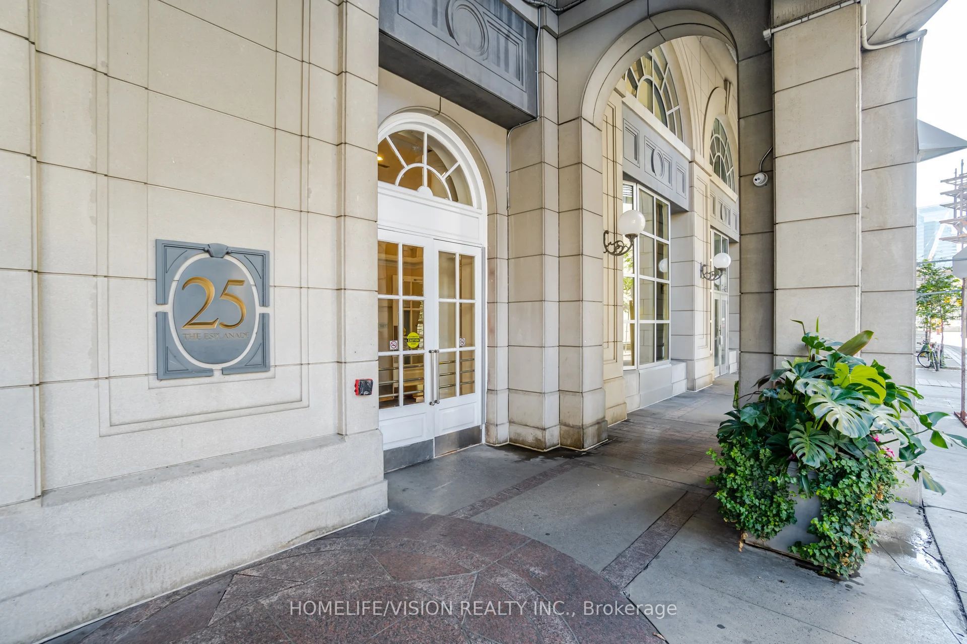 25 The Esplanade 706 Property Photo 3