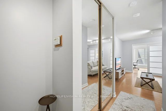 25 The Esplanade 706 Property Photo 7