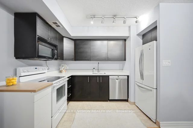 25 The Esplanade 706 Property Photo 15