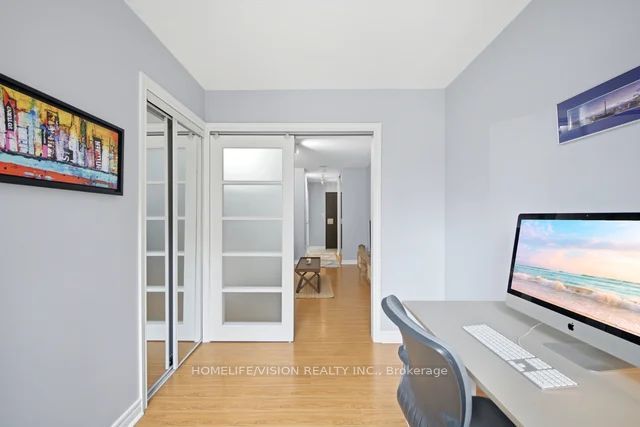 25 The Esplanade 706 Property Photo 23