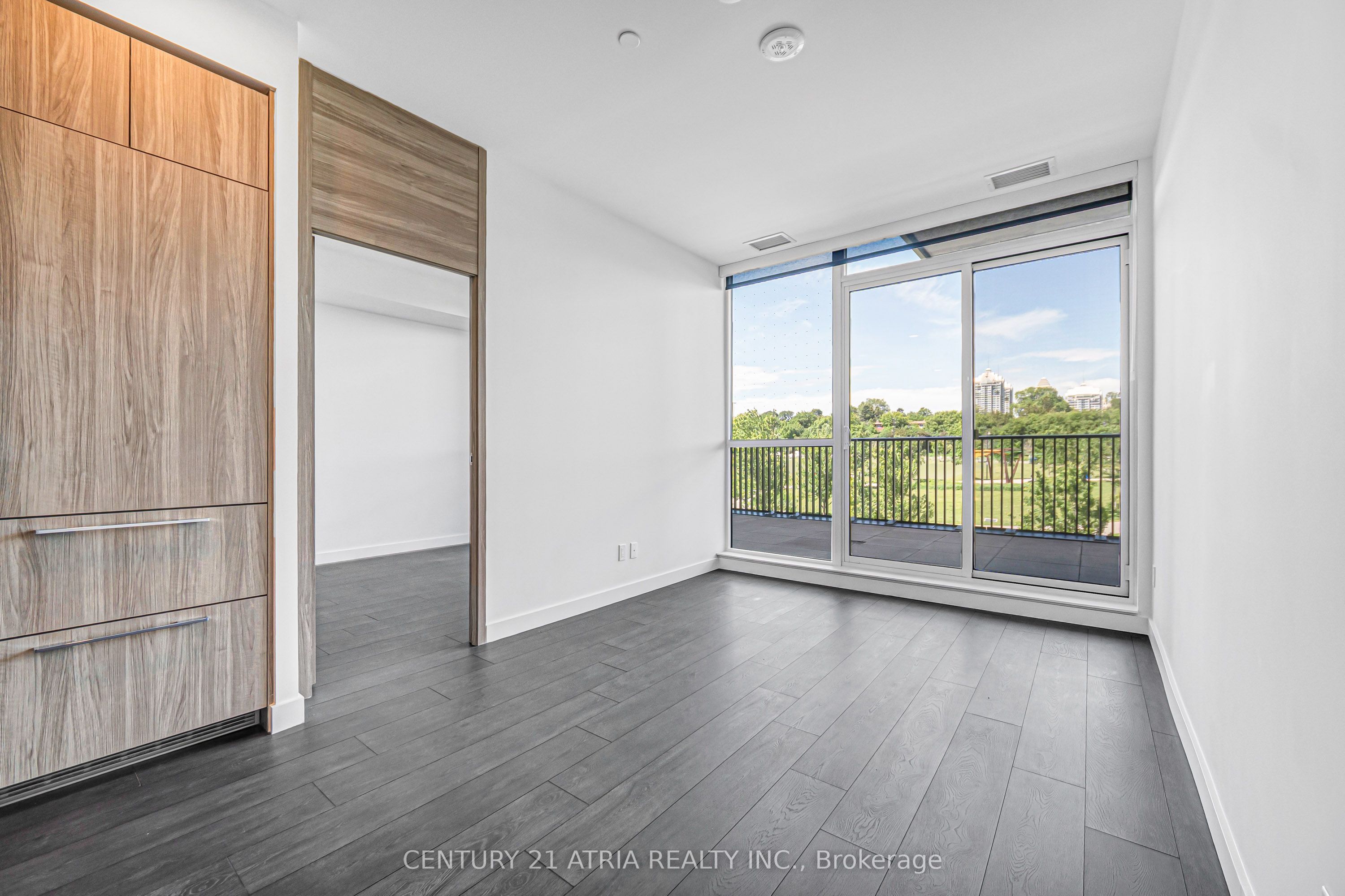 18 Esther Shiner Boulevard 210