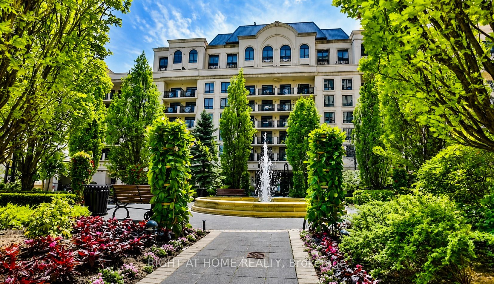 650 Sheppard Avenue E 403
