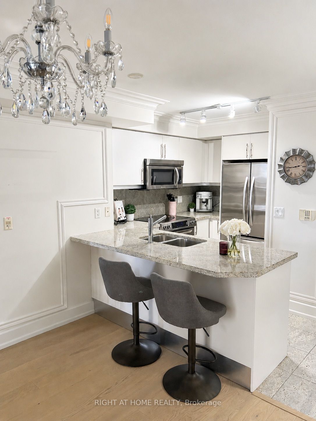650 Sheppard Avenue E 403 Property Photo 8