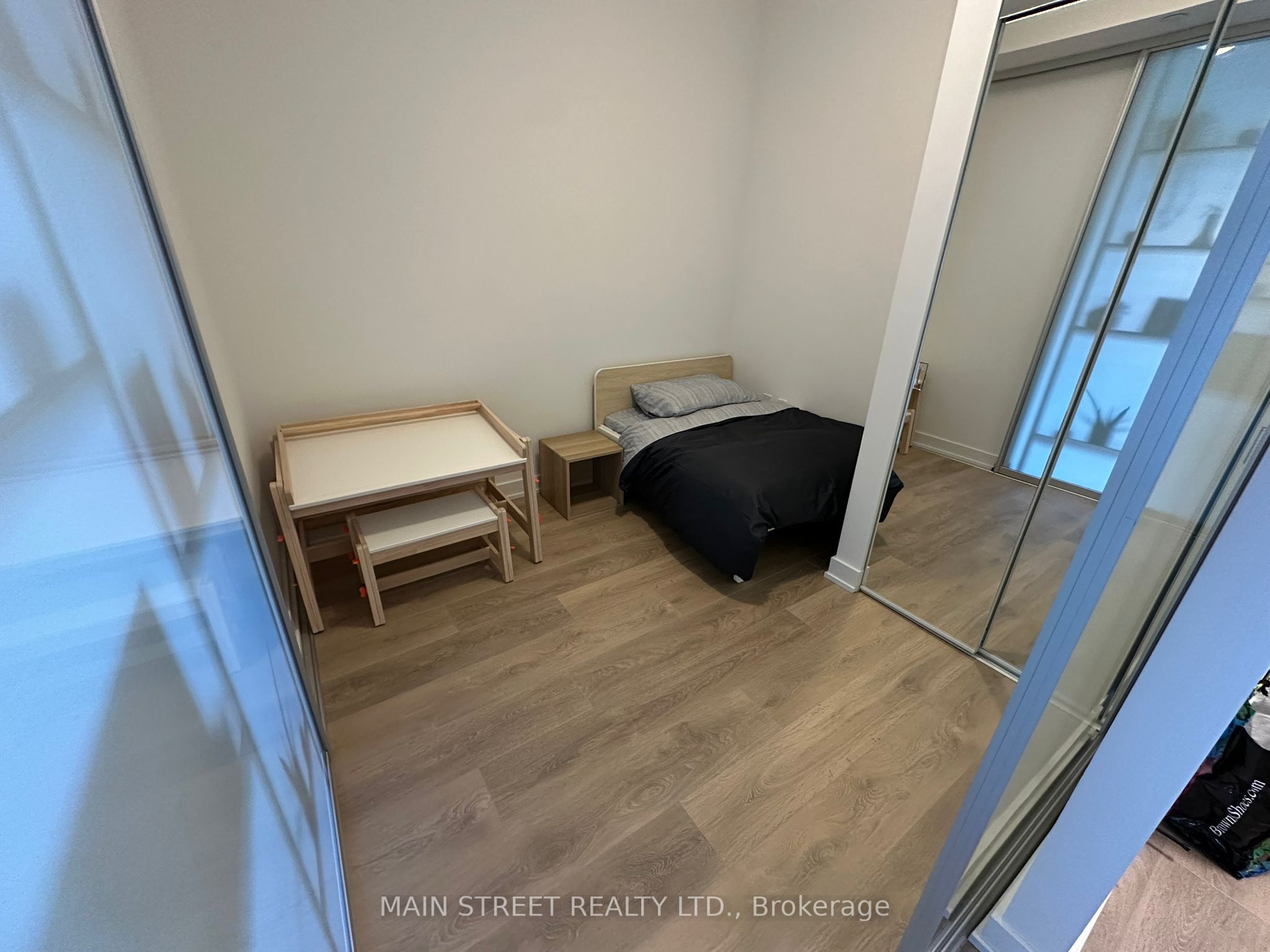 117 Broadway Avenue 2207 Property Photo 5