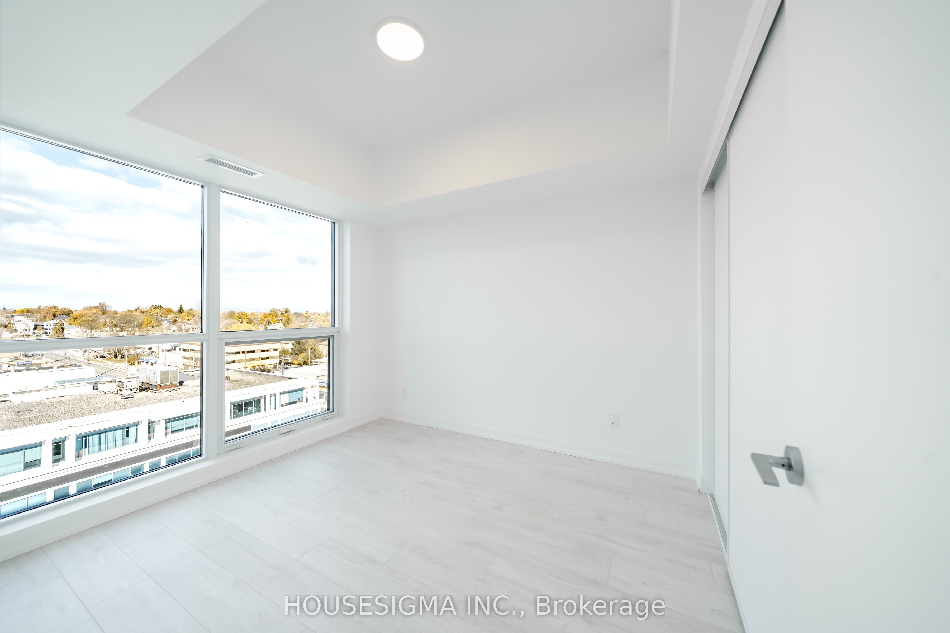 181 Sheppard Avenue E 703 Property Photo 10