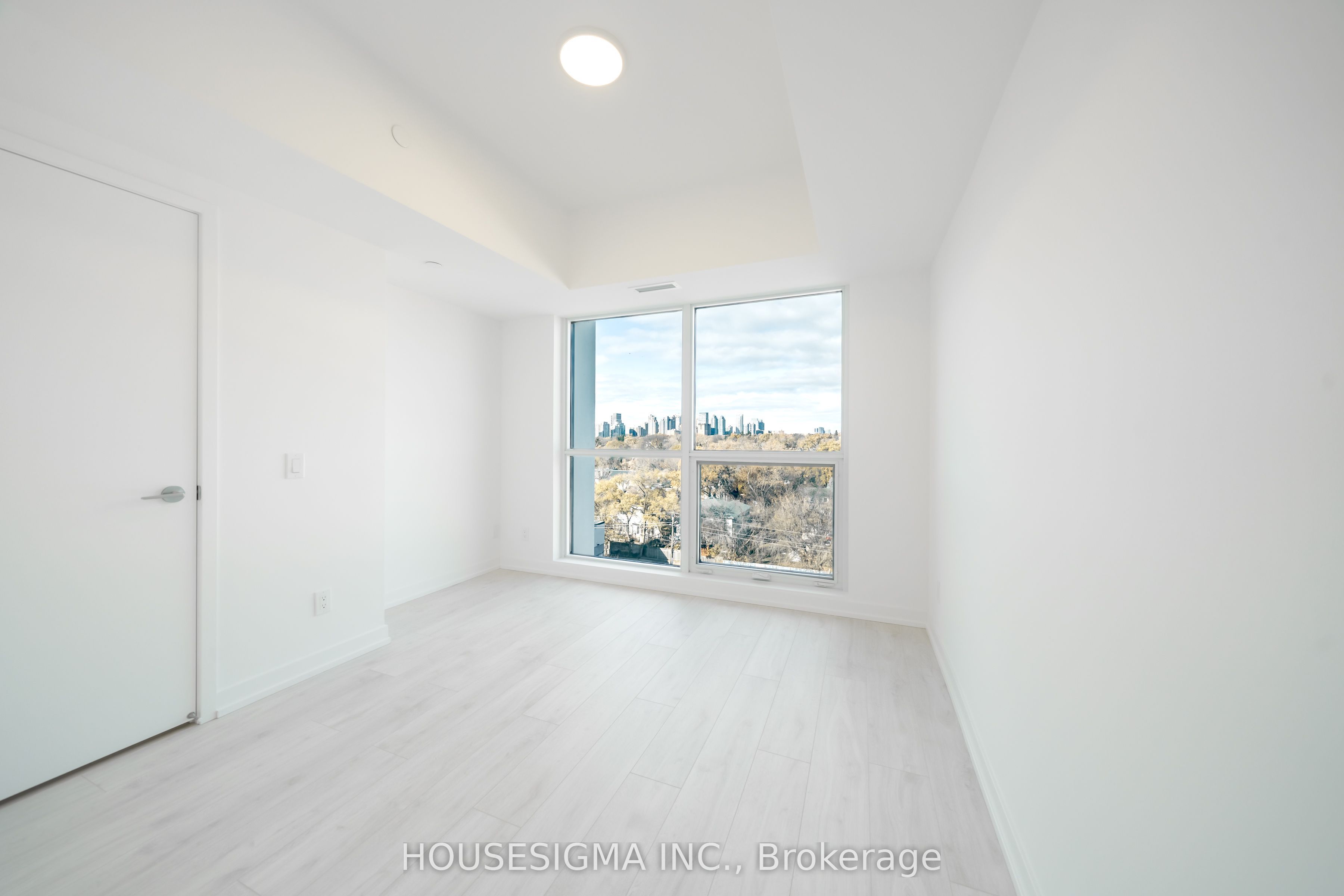 181 Sheppard Avenue E 703 Property Photo 15