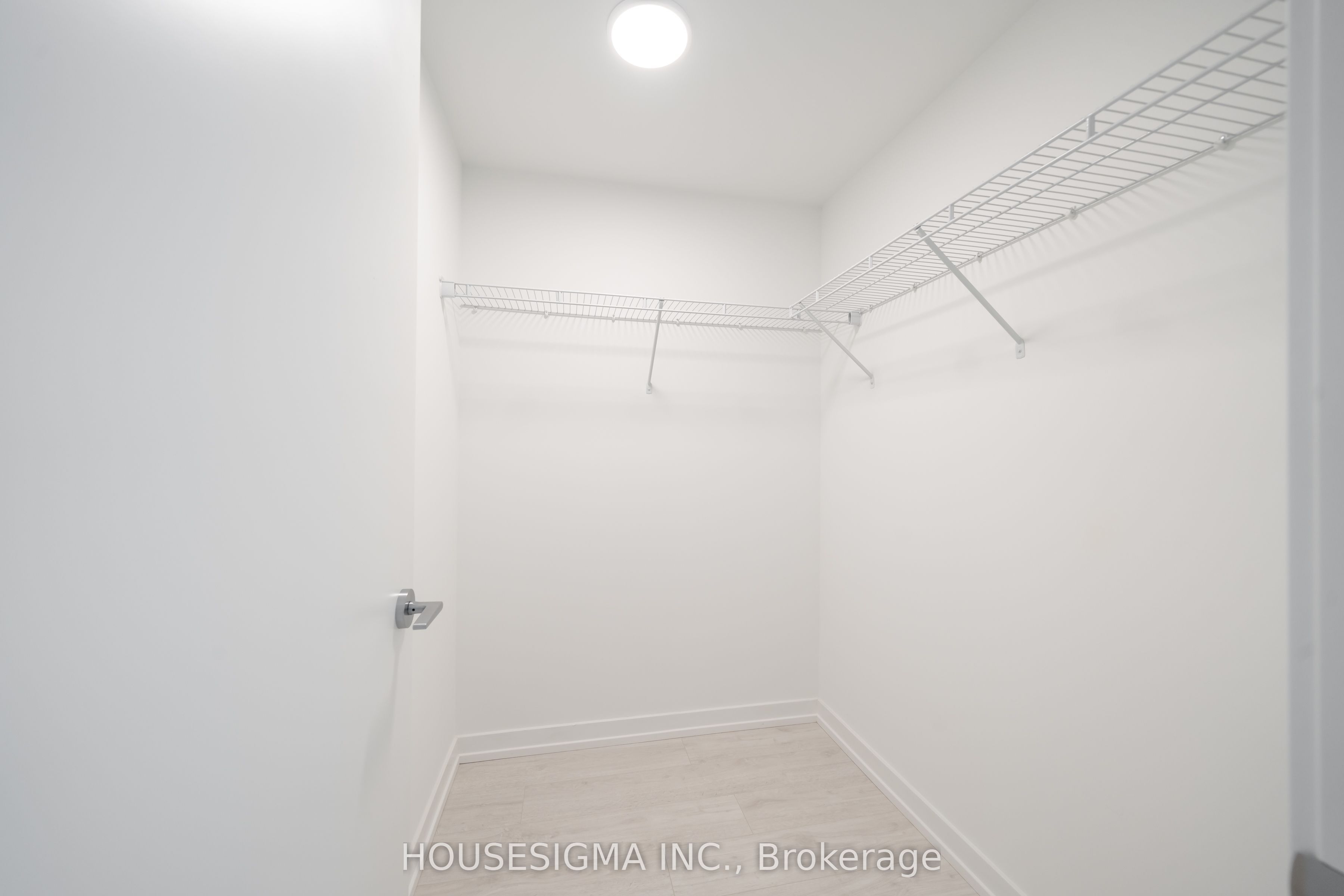 181 Sheppard Avenue E 703 Property Photo 16