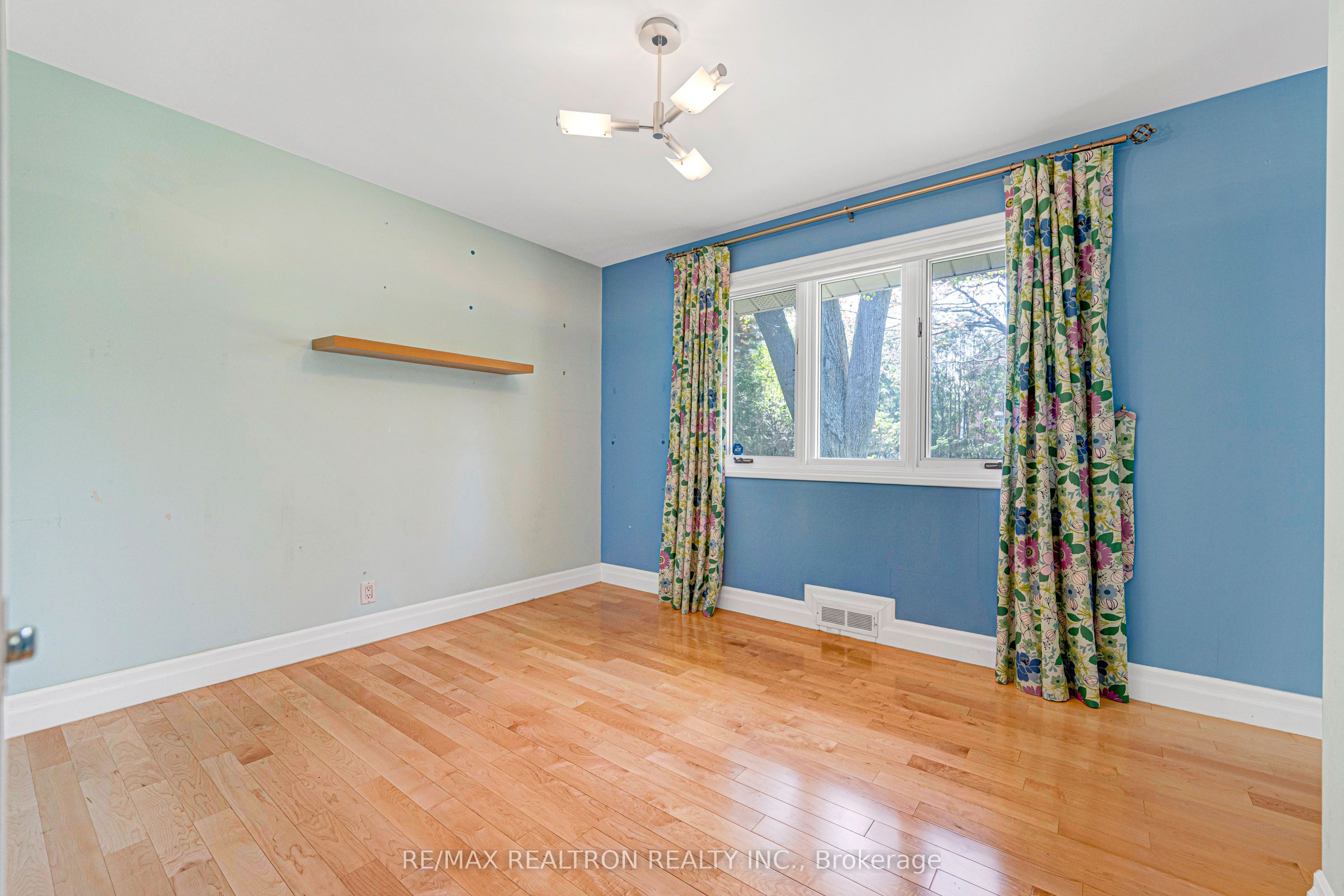 25 Vernham Court Property Photo 34