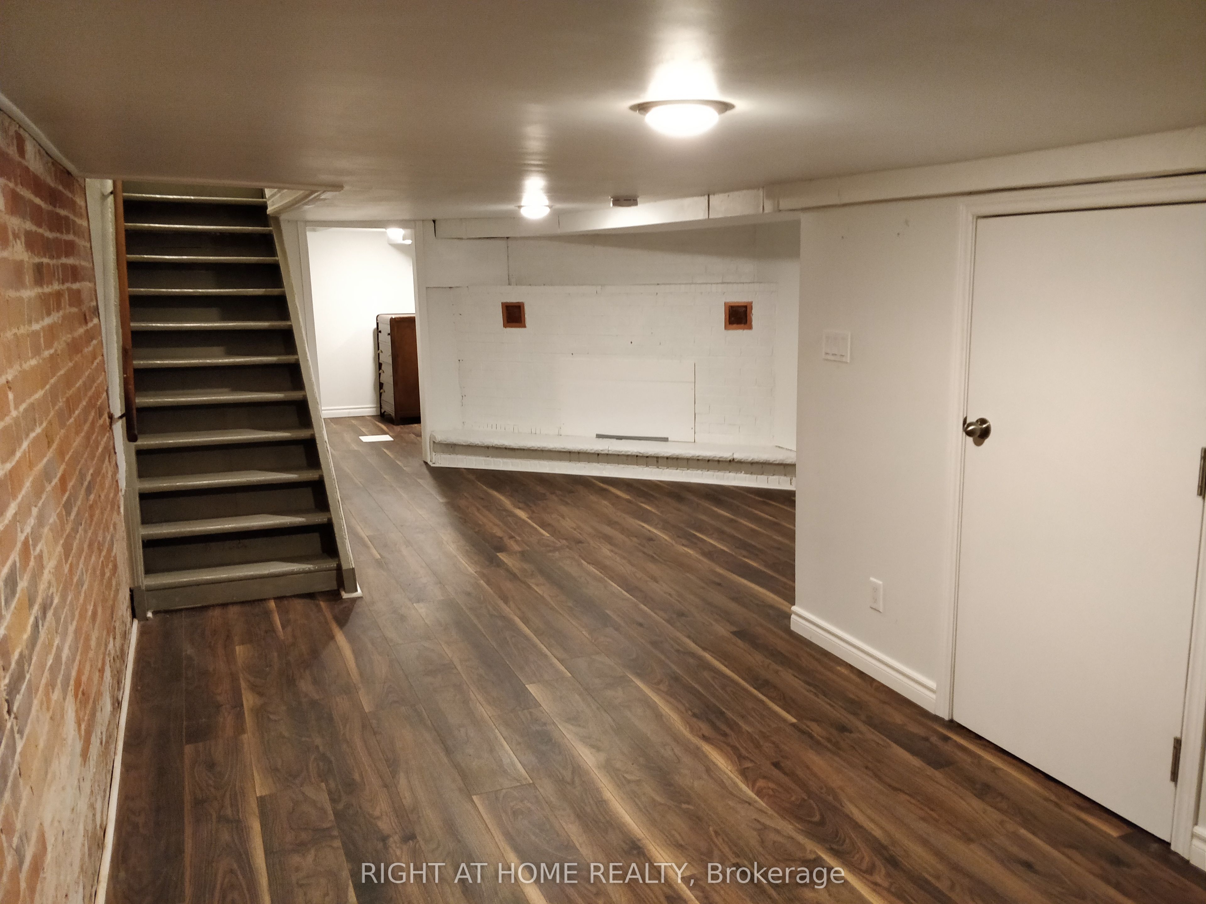 715 Ossington Avenue 1 Property Photo 6