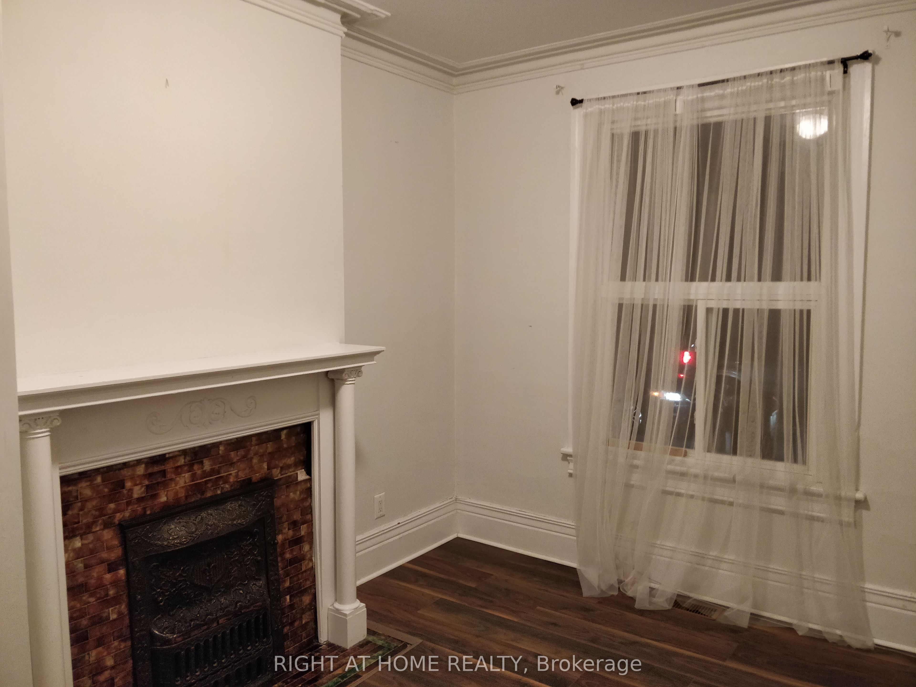 715 Ossington Avenue 1 Property Photo 9