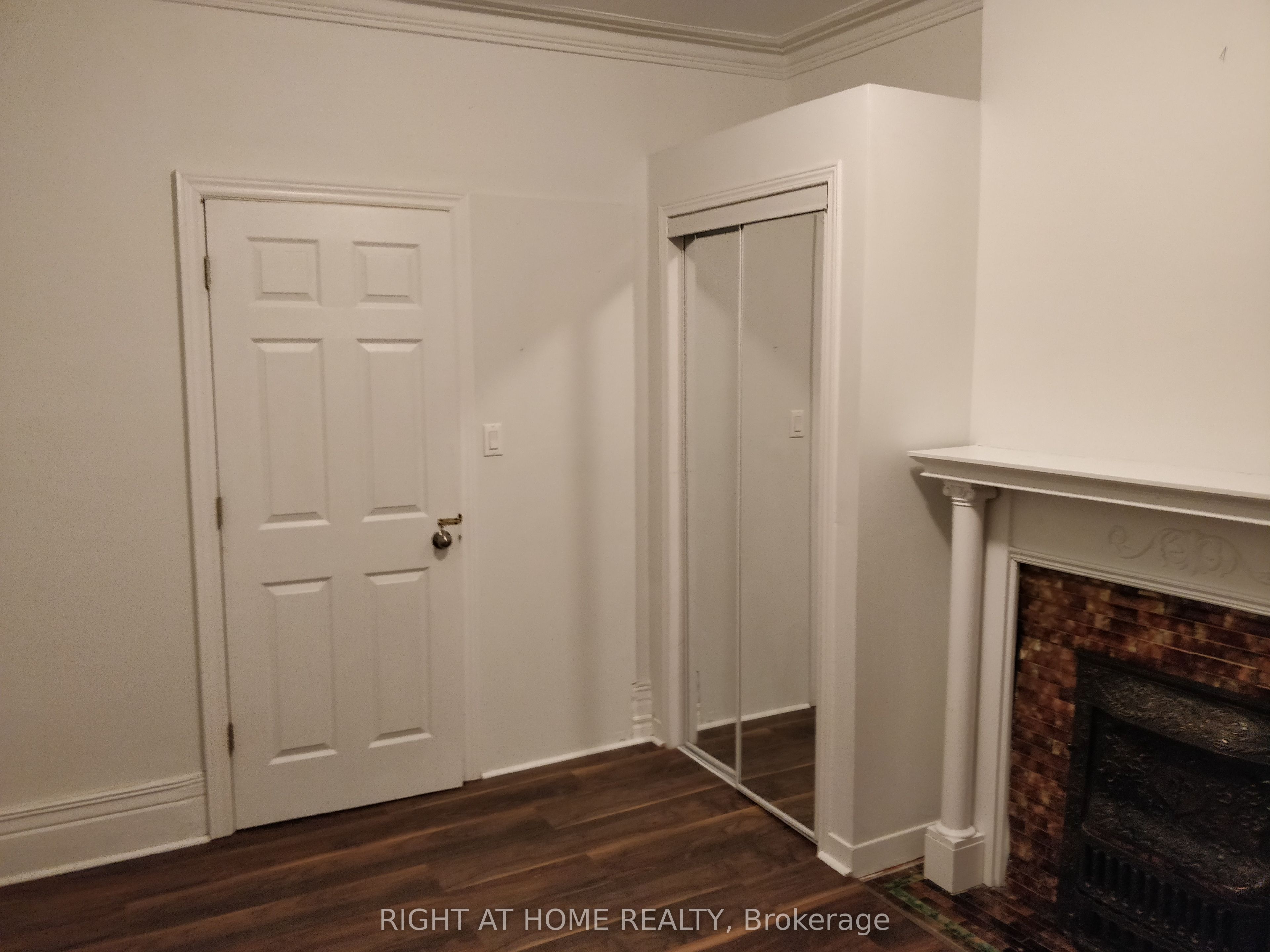 715 Ossington Avenue 1 Property Photo 10