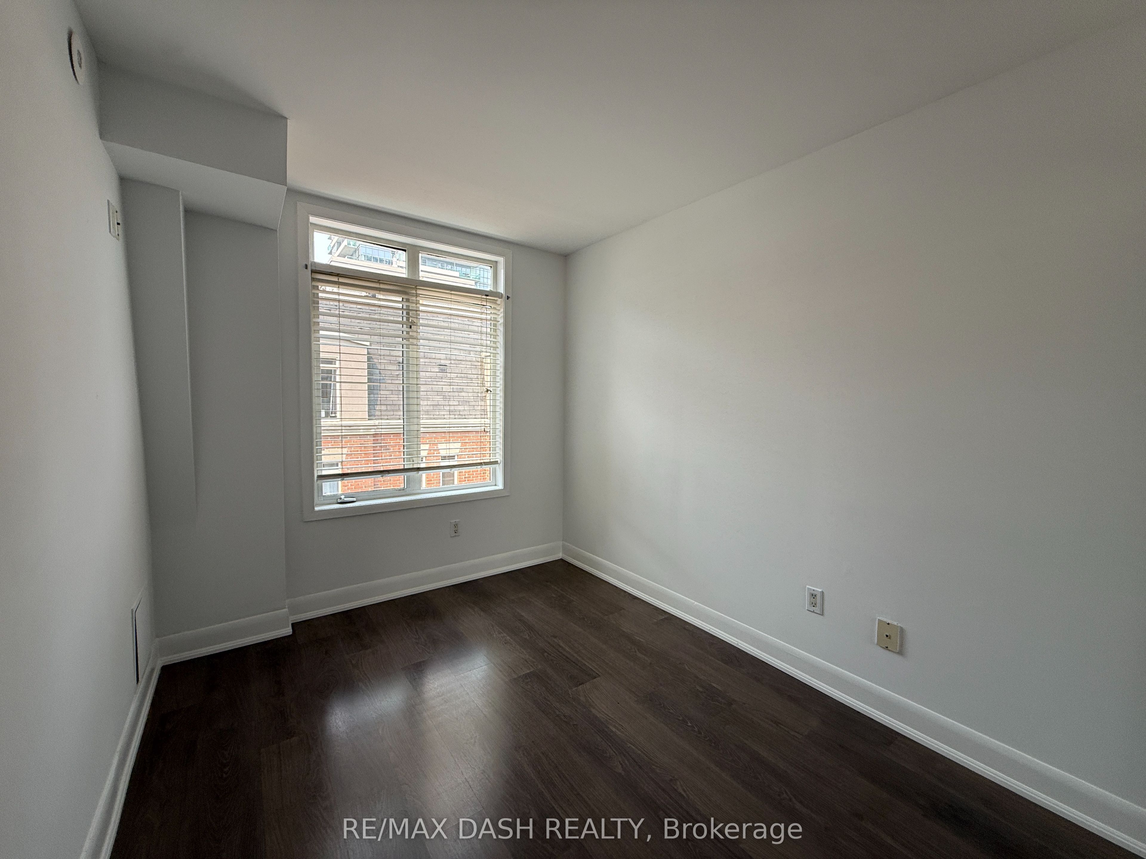 415 Jarvis Street 342 Property Photo 13