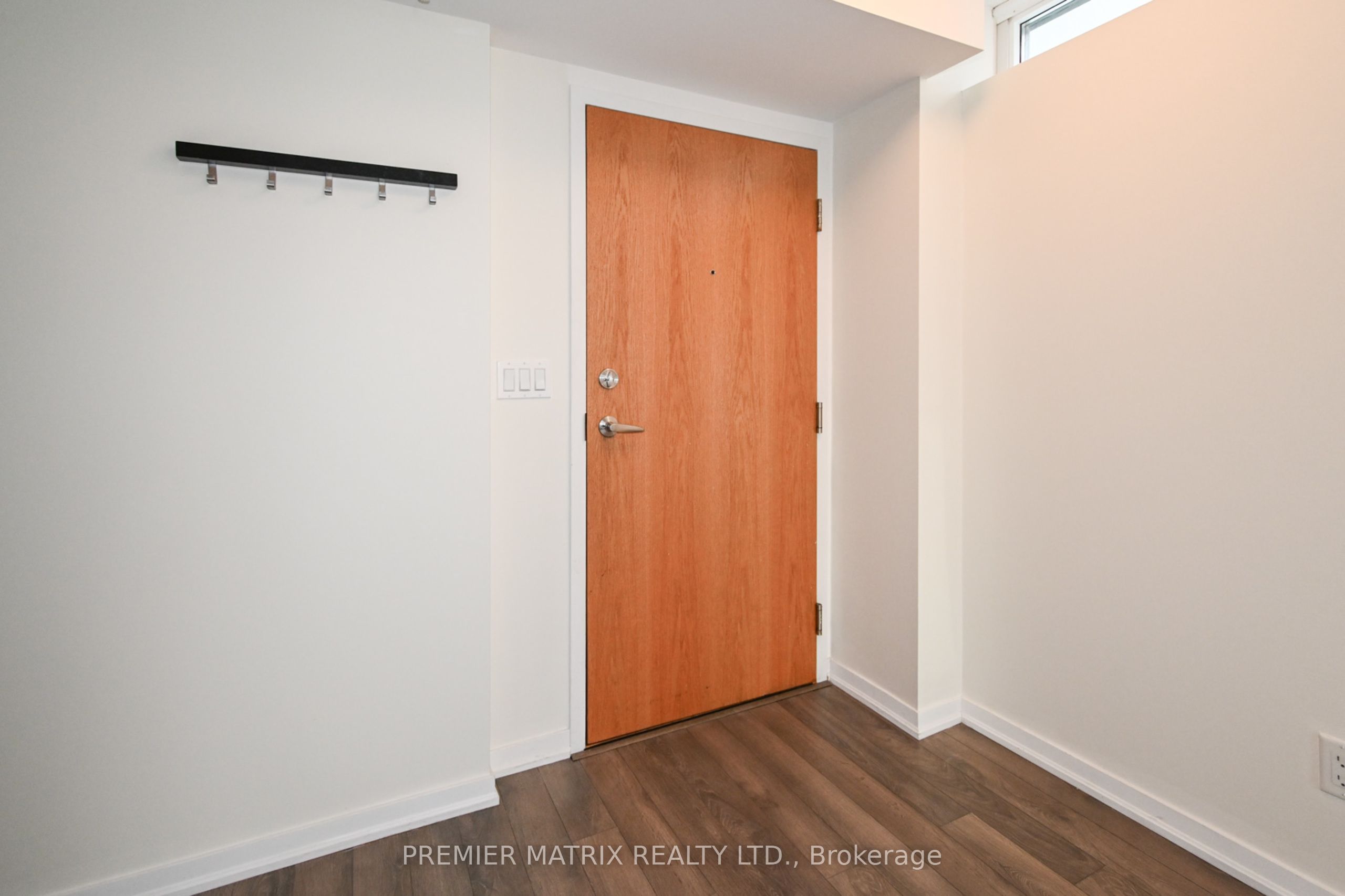 20 Joe Shuster Way 1302 Property Photo 7