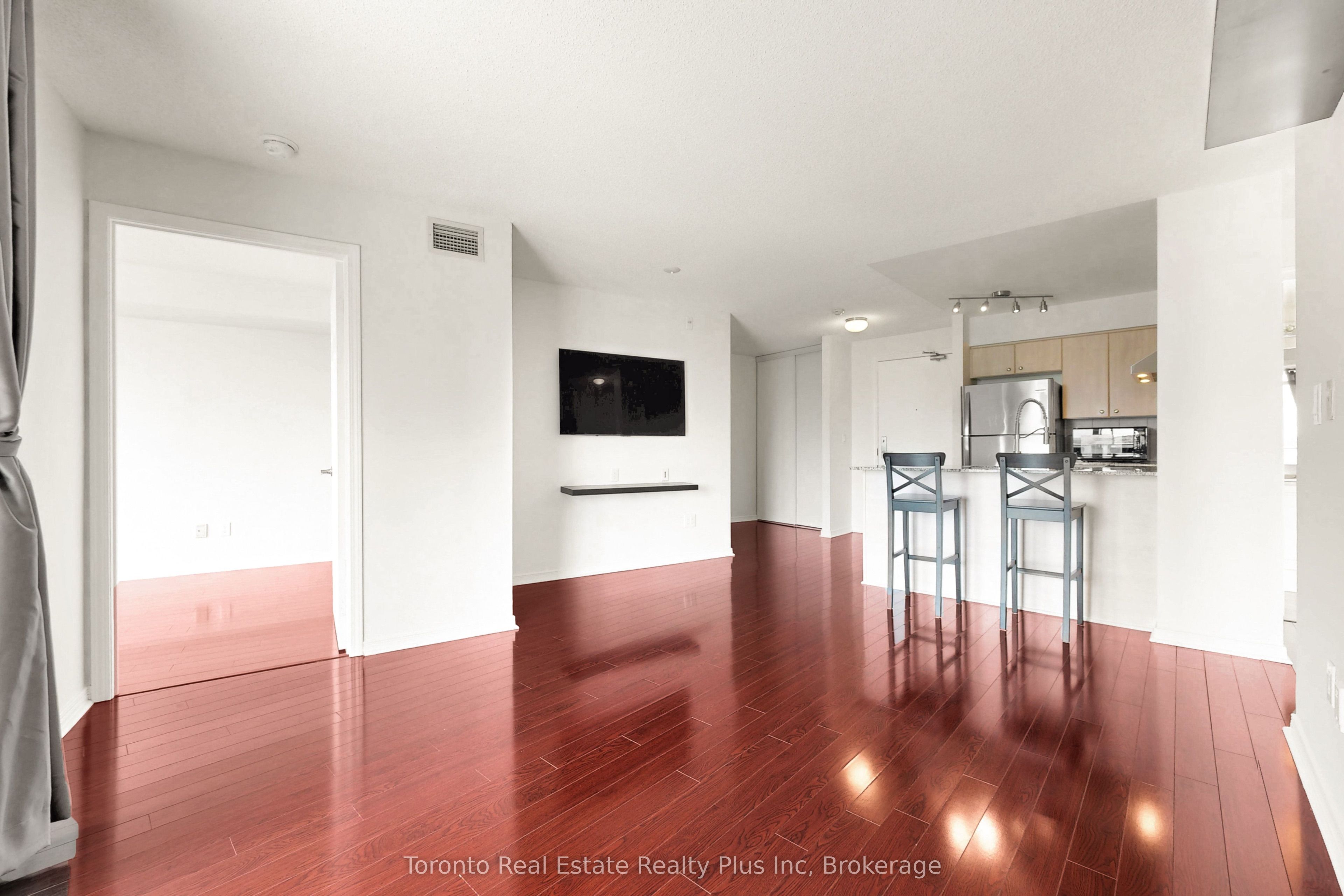 18 Valley Woods Road 507 Property Photo 10