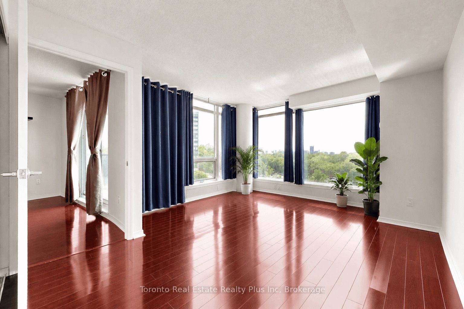 18 Valley Woods Road 507 Property Photo 15