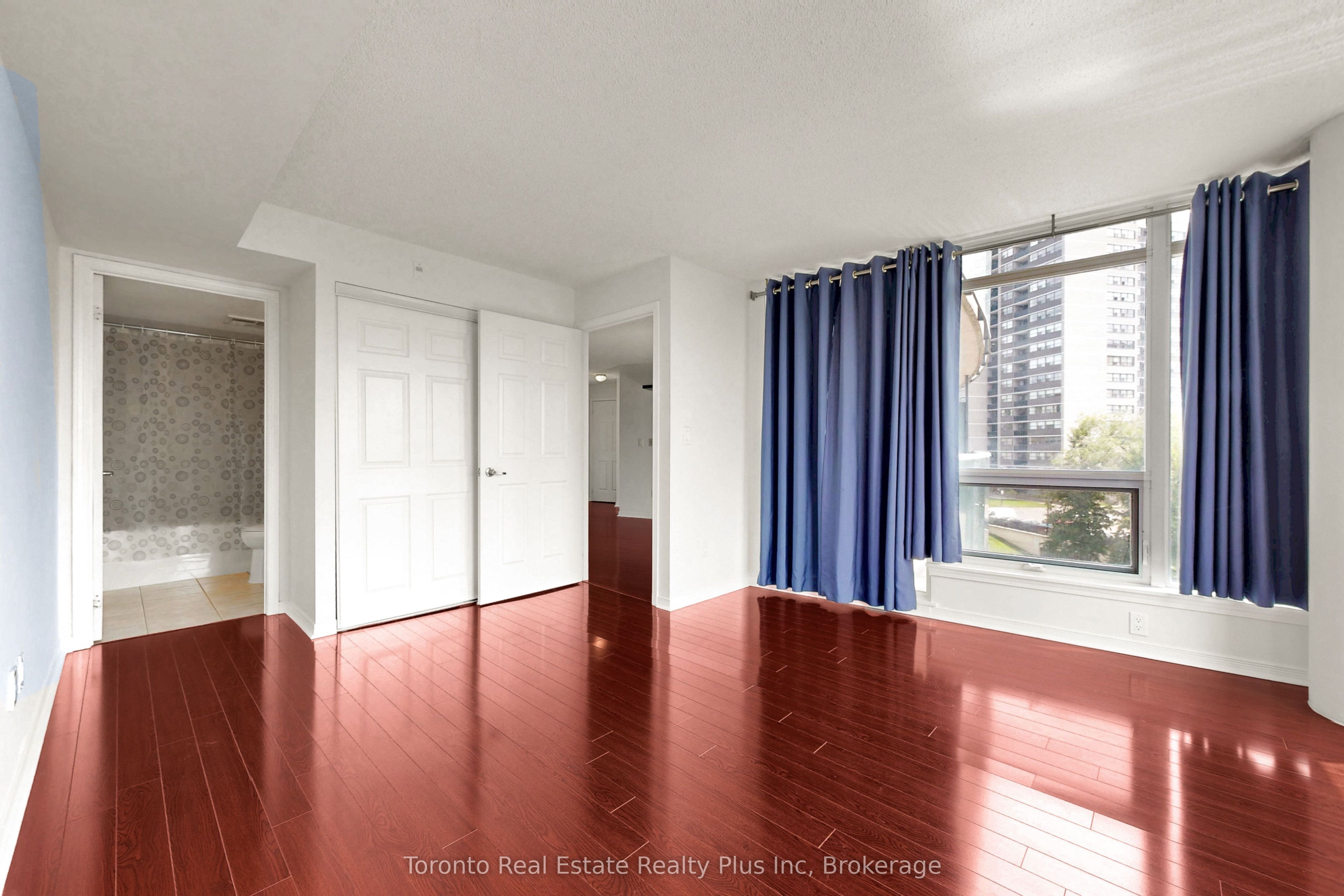 18 Valley Woods Road 507 Property Photo 17