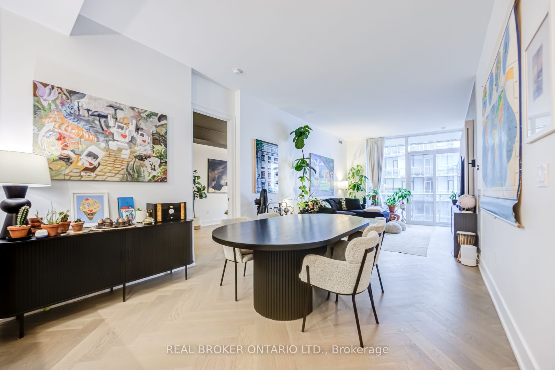 29 Queens Quay E 916 Property Photo 1