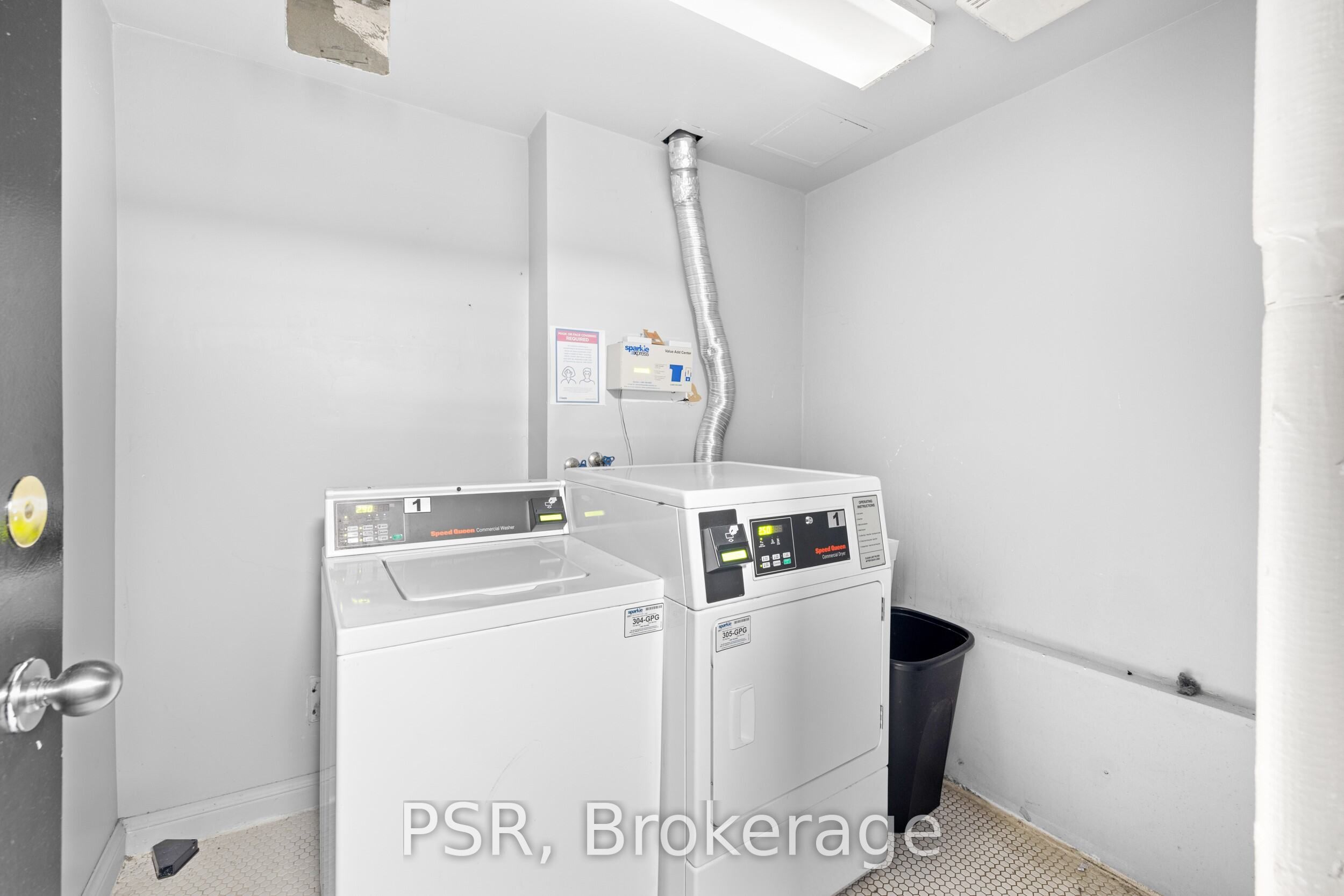 205 Gerrard Street E 7 Property Photo 6