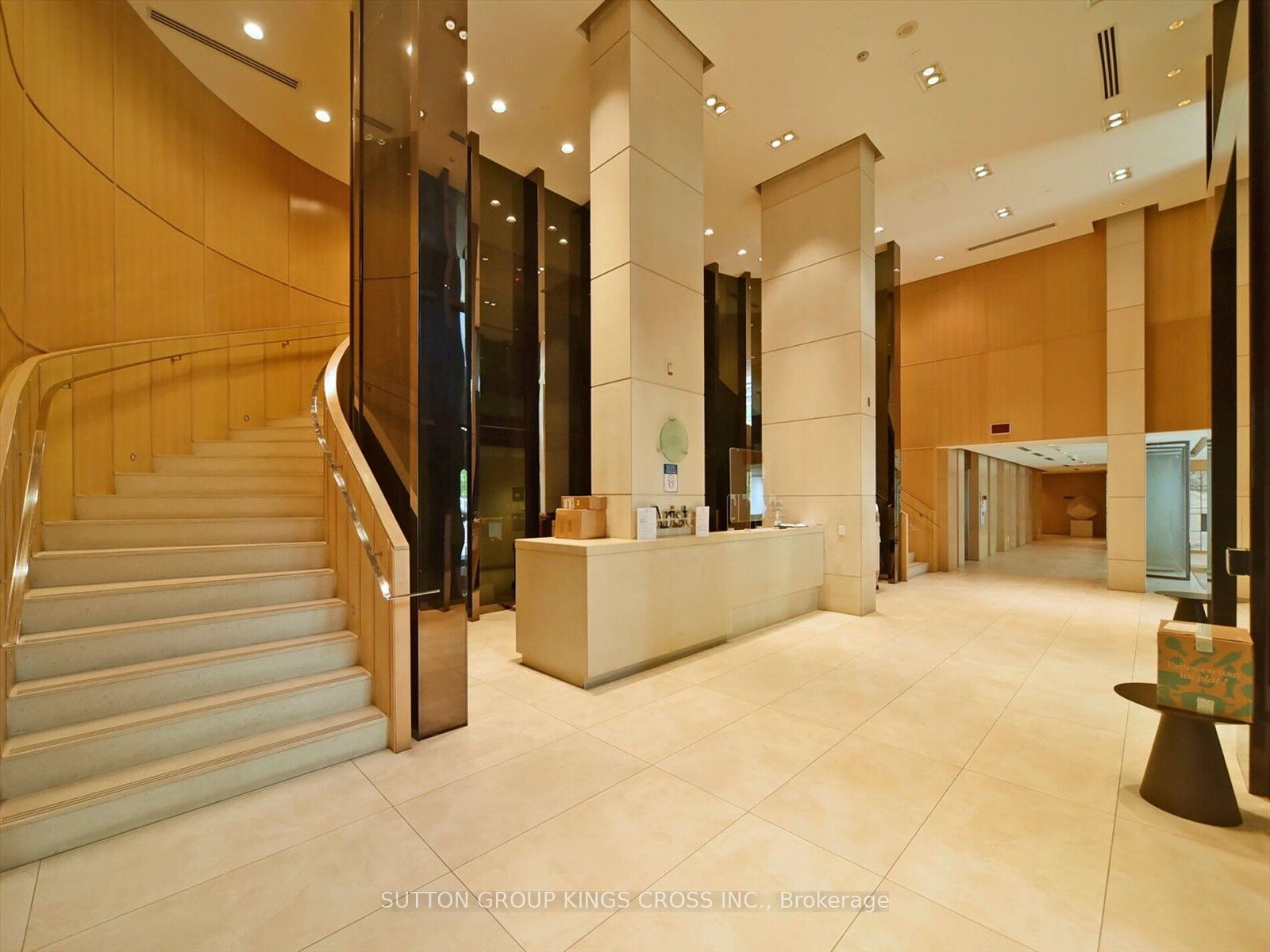 120 Harrison Garden Boulevard 317 Property Photo 25