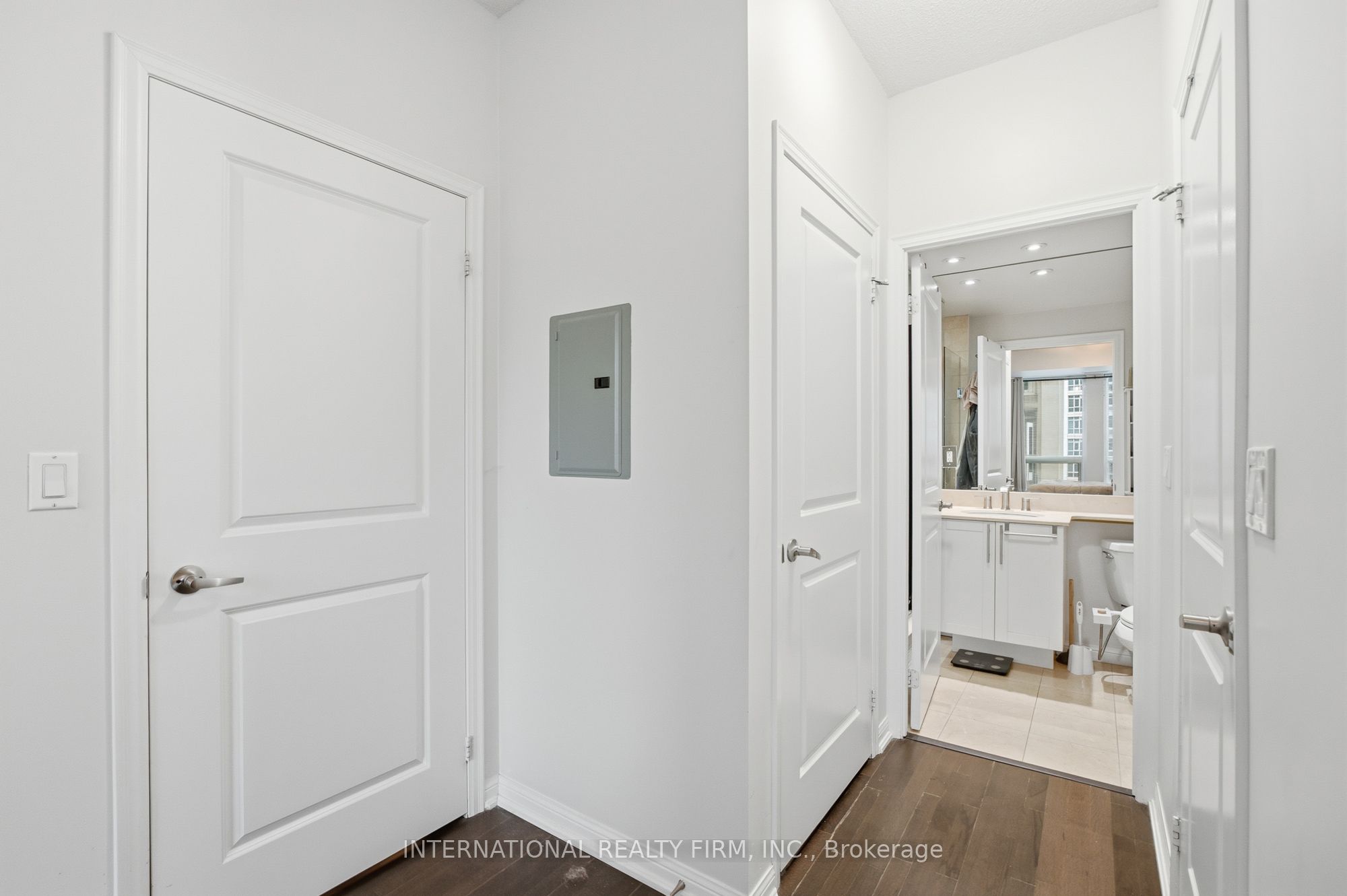 628 Fleet Street 711 Property Photo 25
