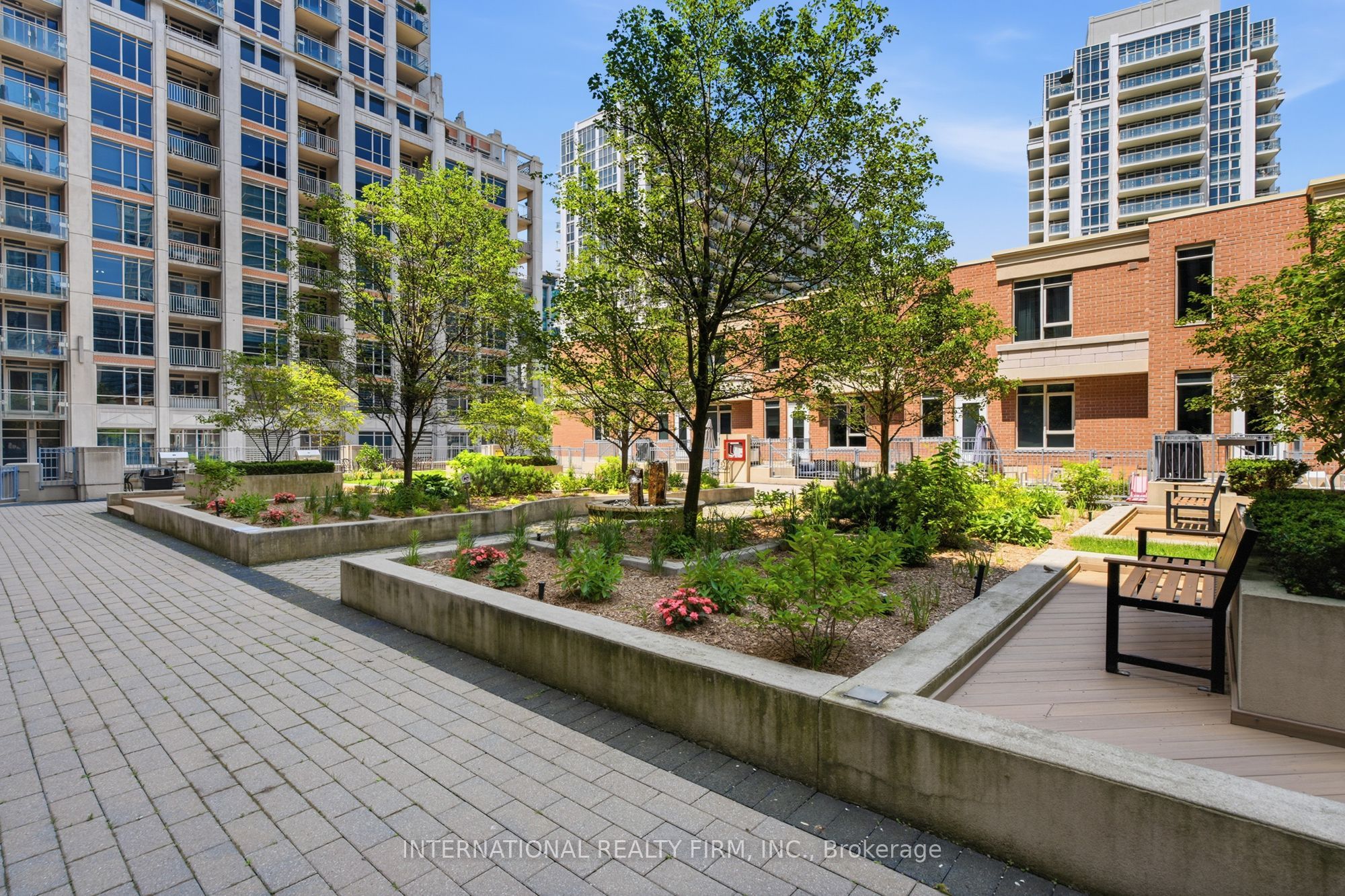 628 Fleet Street 711 Property Photo 46