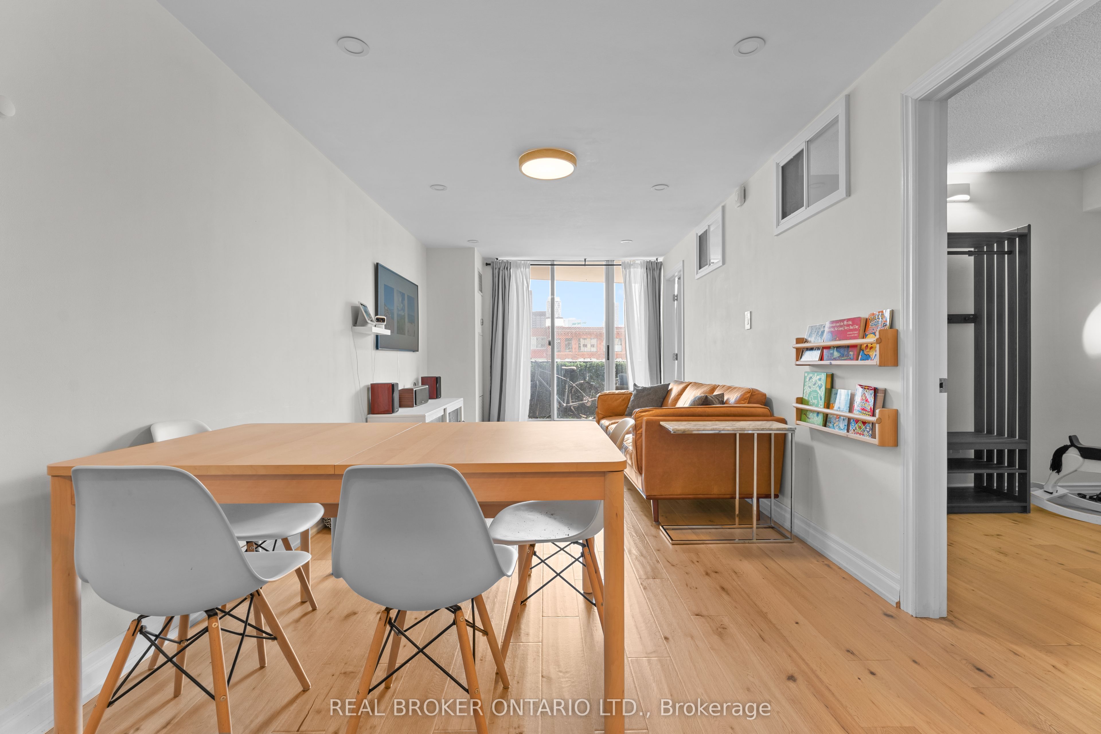 99 Cameron Street 502 Property Photo 6