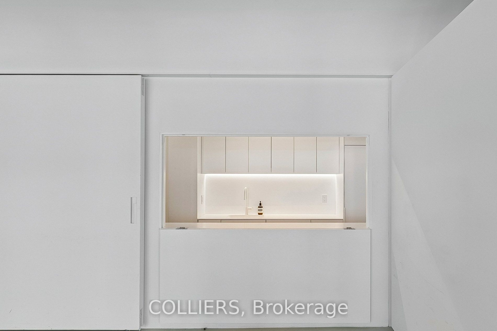 130 Queens Quay E 511-515 Property Photo 6