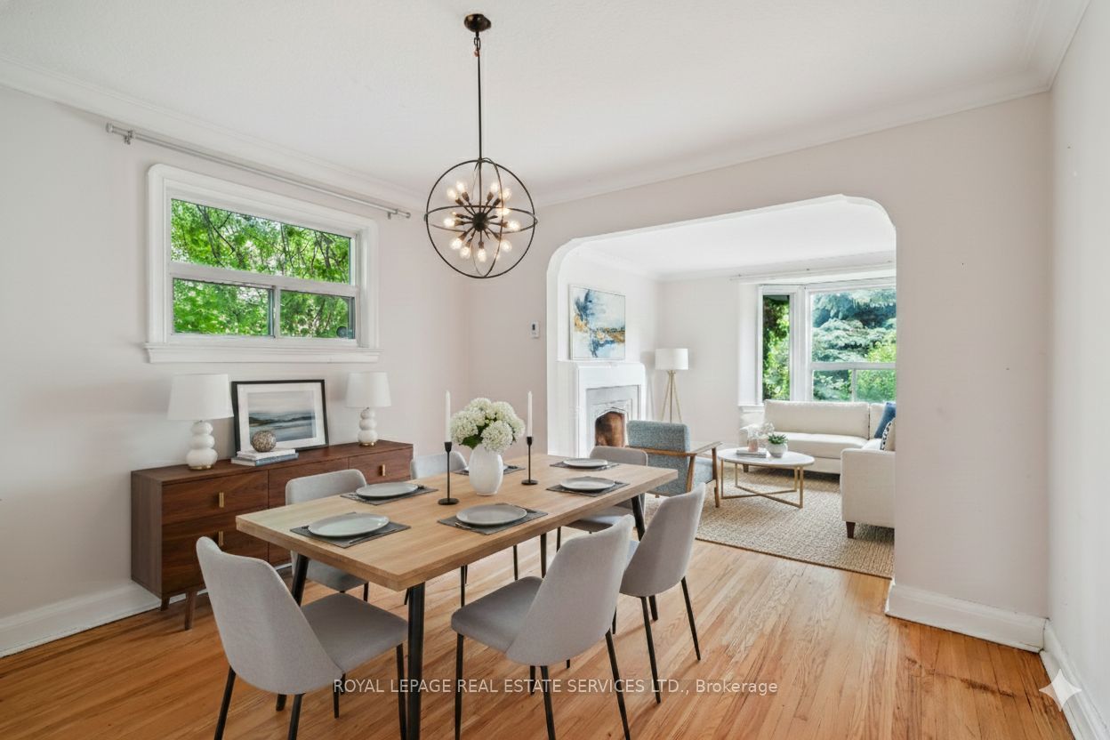 326 Lawrence Avenue W Property Photo 6