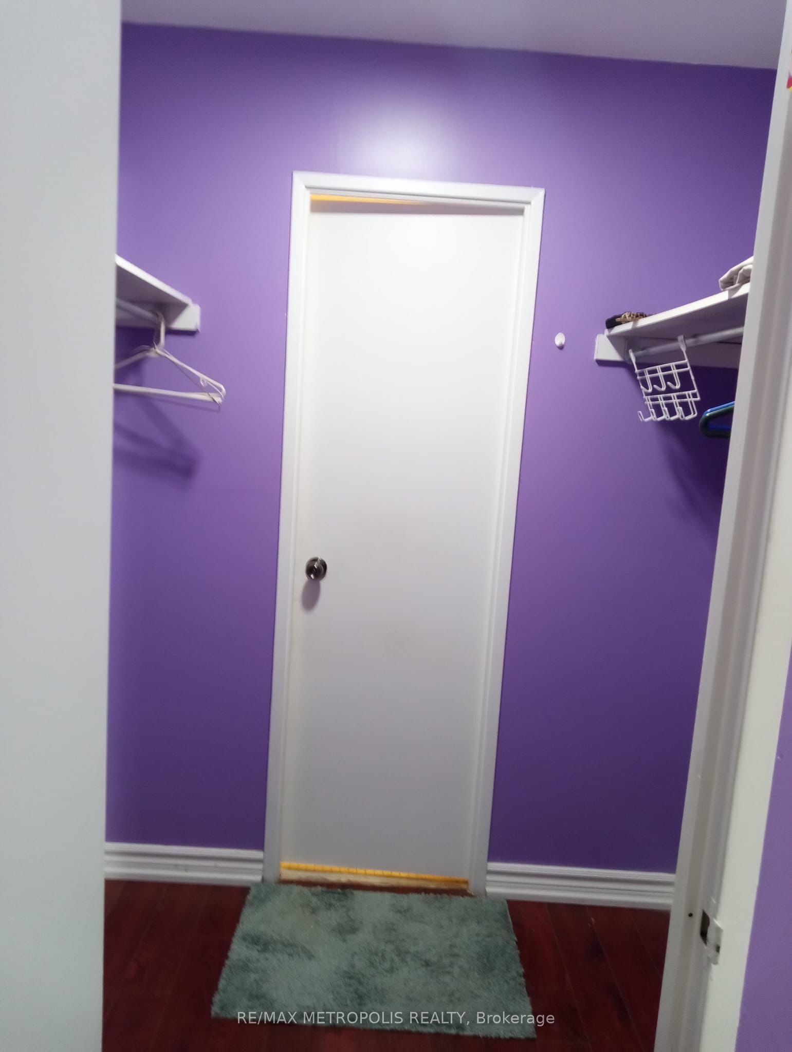 25 Sunrise Avenue 202 Property Photo 3