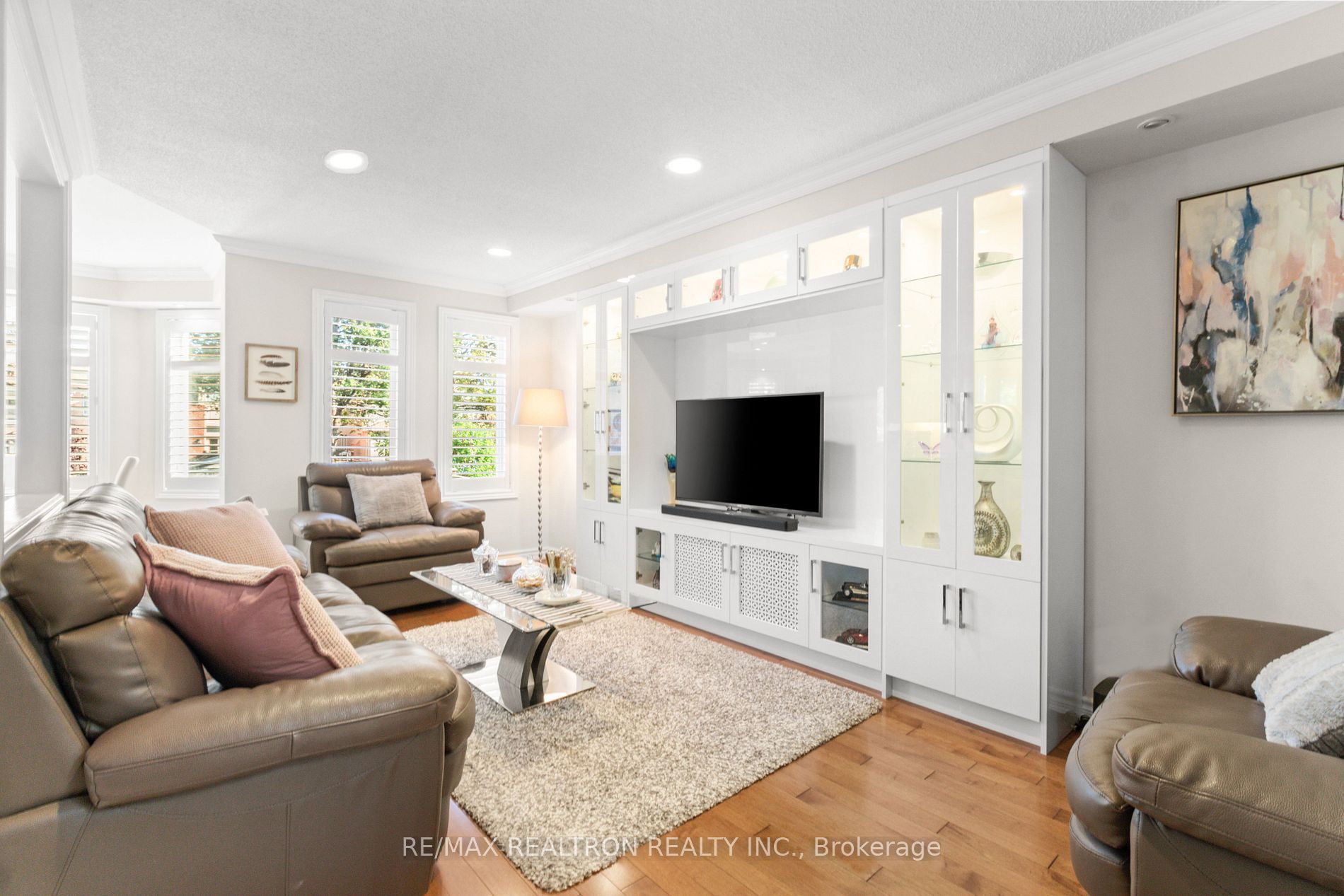 183 Holmes Avenue Property Photo 4