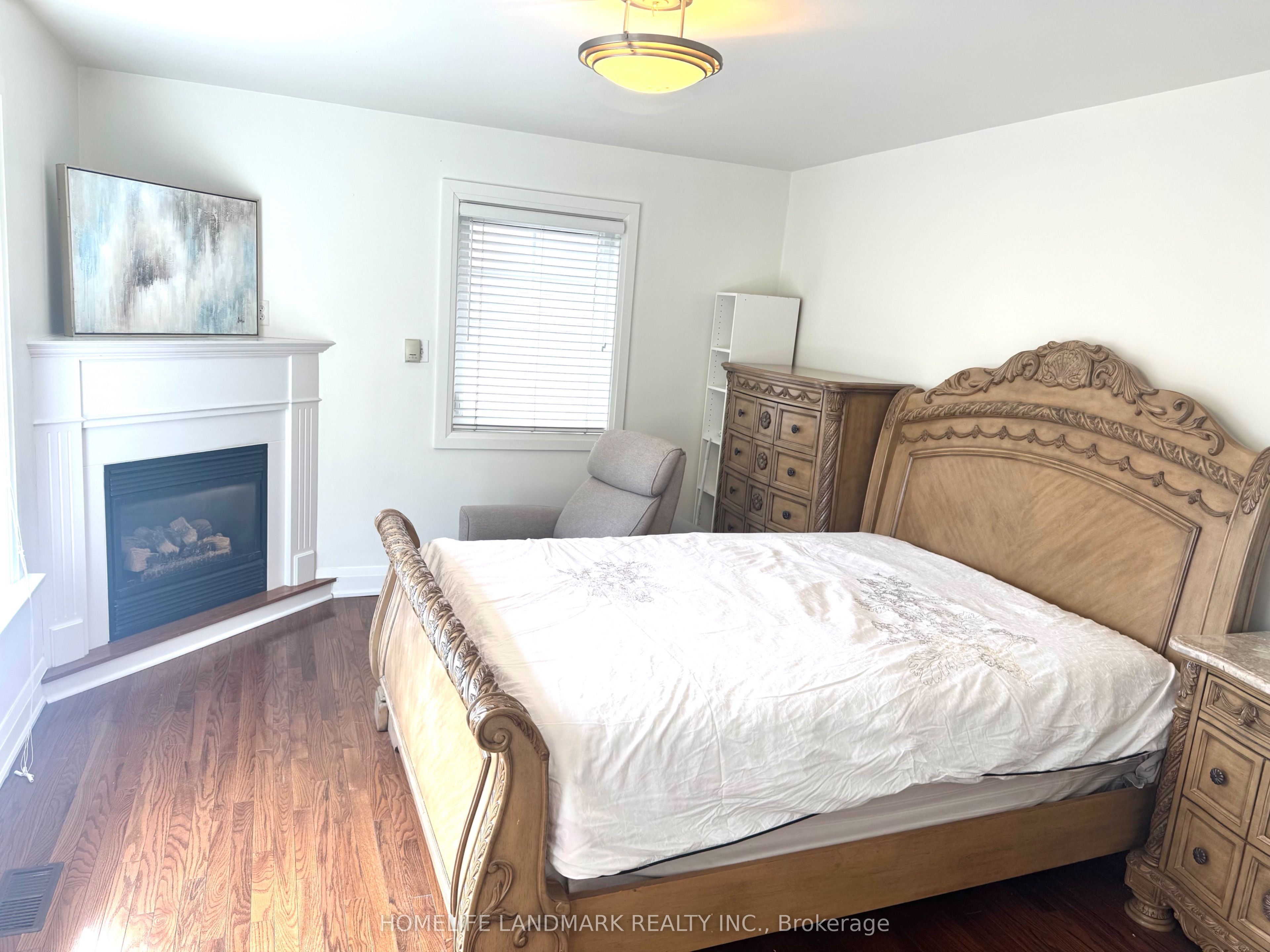 95 Poyntz Avenue Property Photo 1