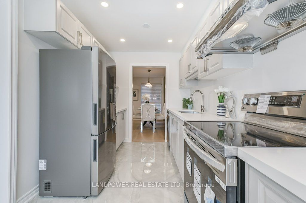 10 Brassbell Mill Way Property Photo 14
