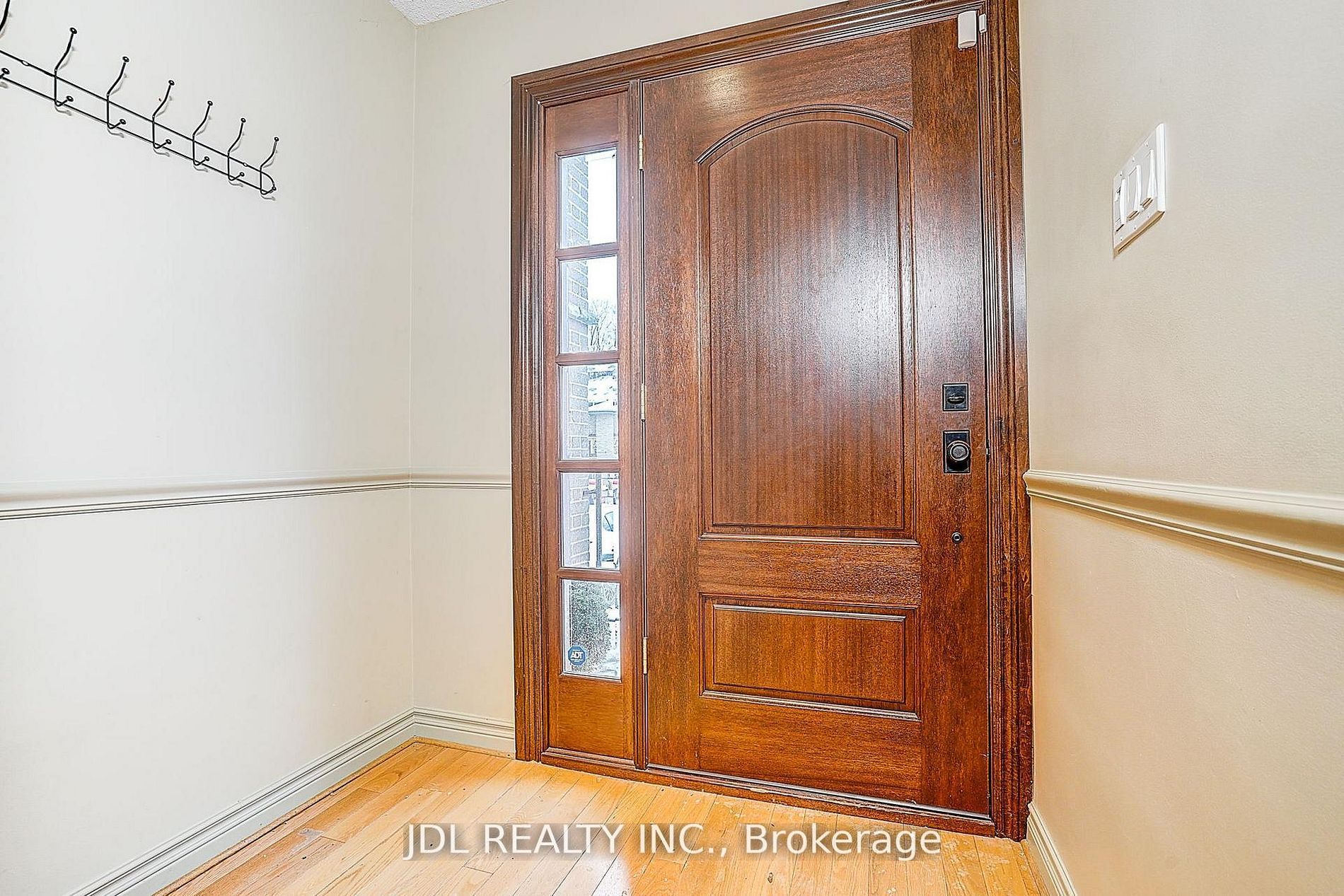 87 Munro Boulevard Property Photo 2