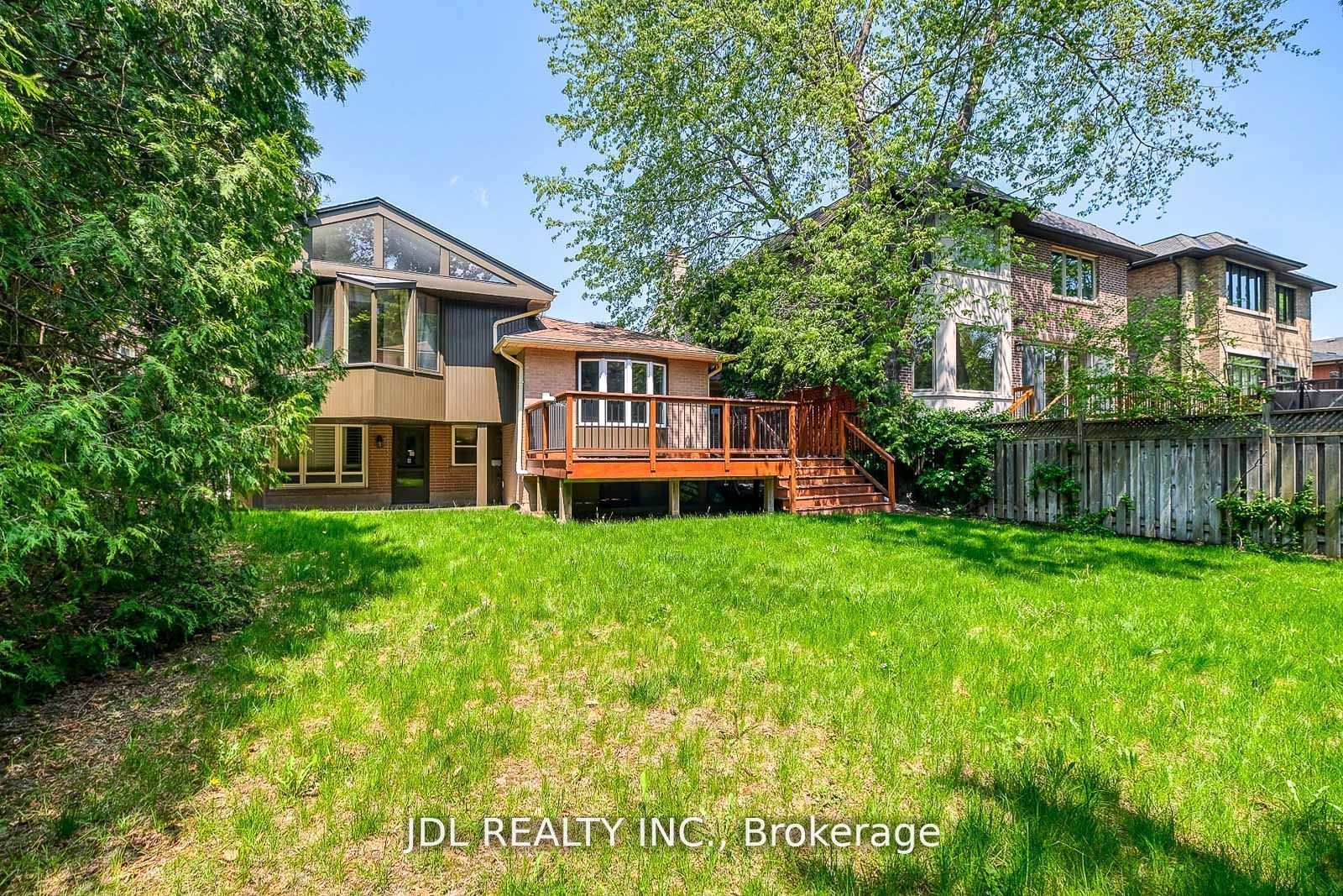 87 Munro Boulevard Property Photo 35