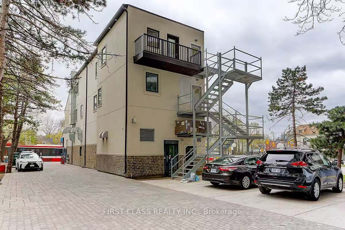 600 Parliament Street Property Photo 2