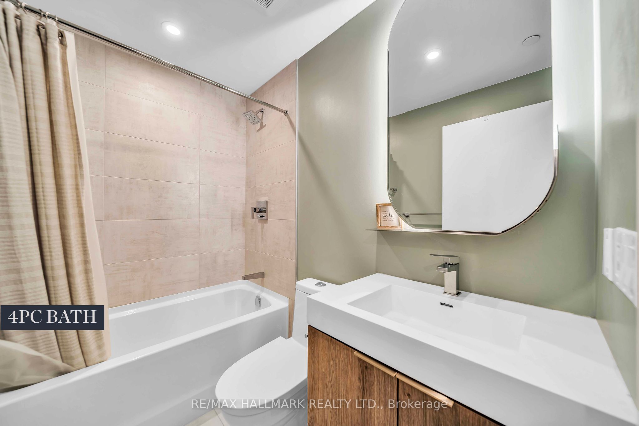 15 Holmes Avenue 702 Property Photo 25