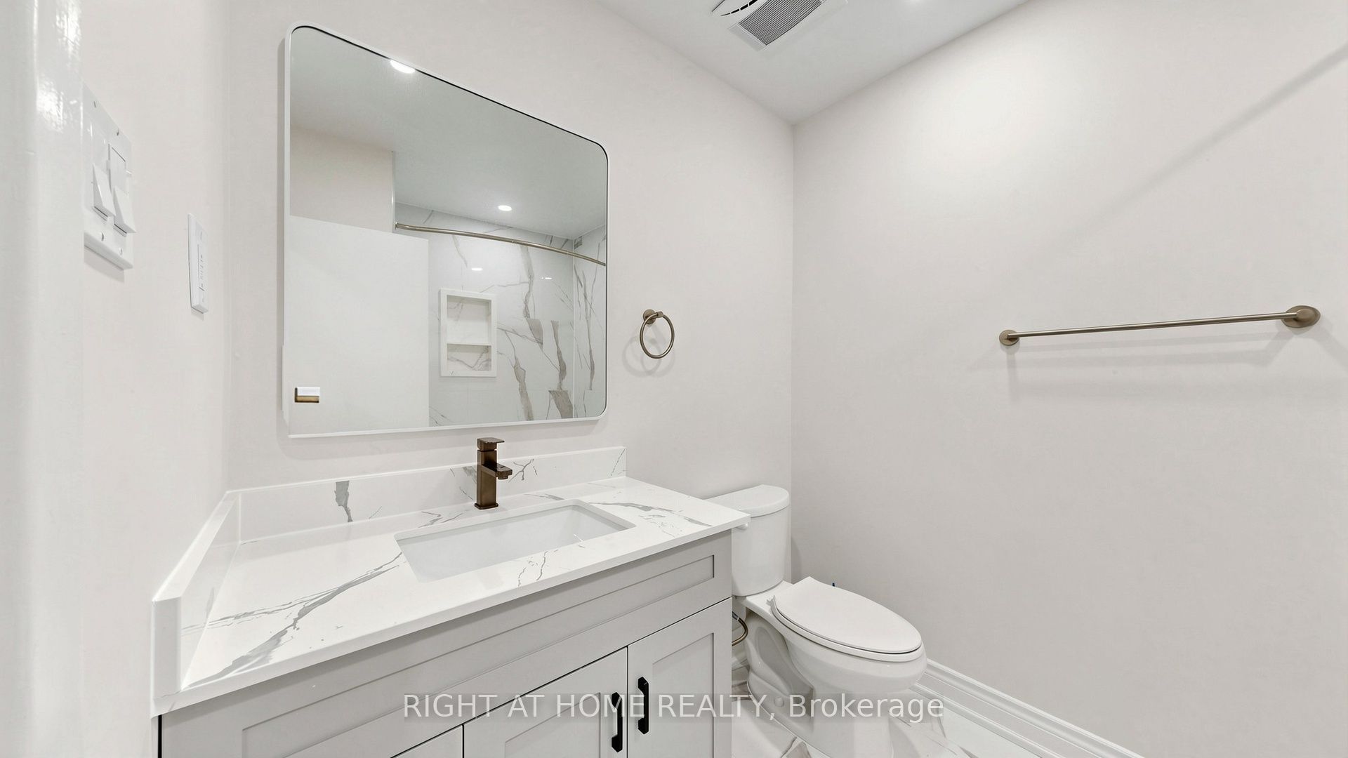 76 Fenside Drive Property Photo 23